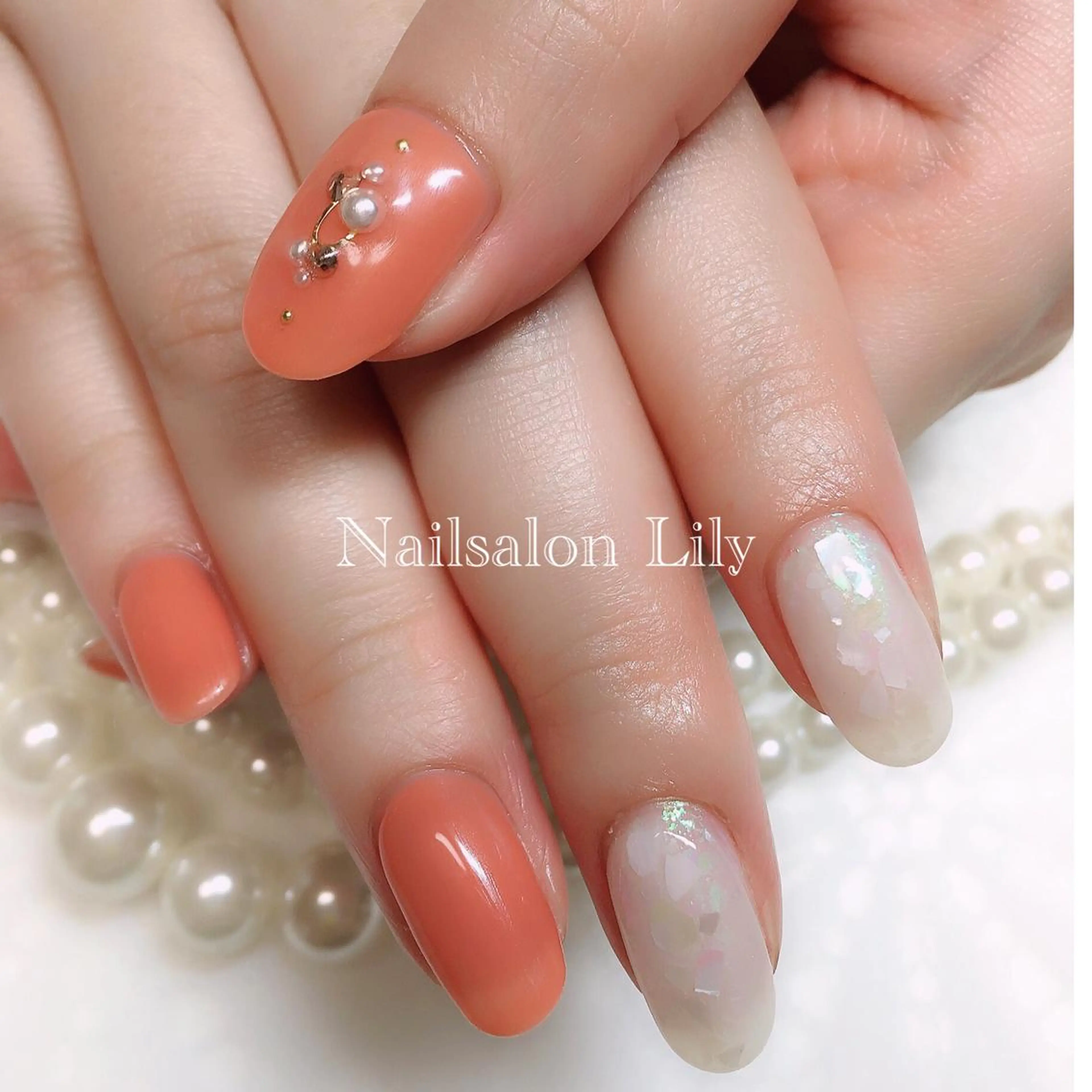 ネイル オレンジ Lily*nail 🌻Mii🌻のネイルデザイン