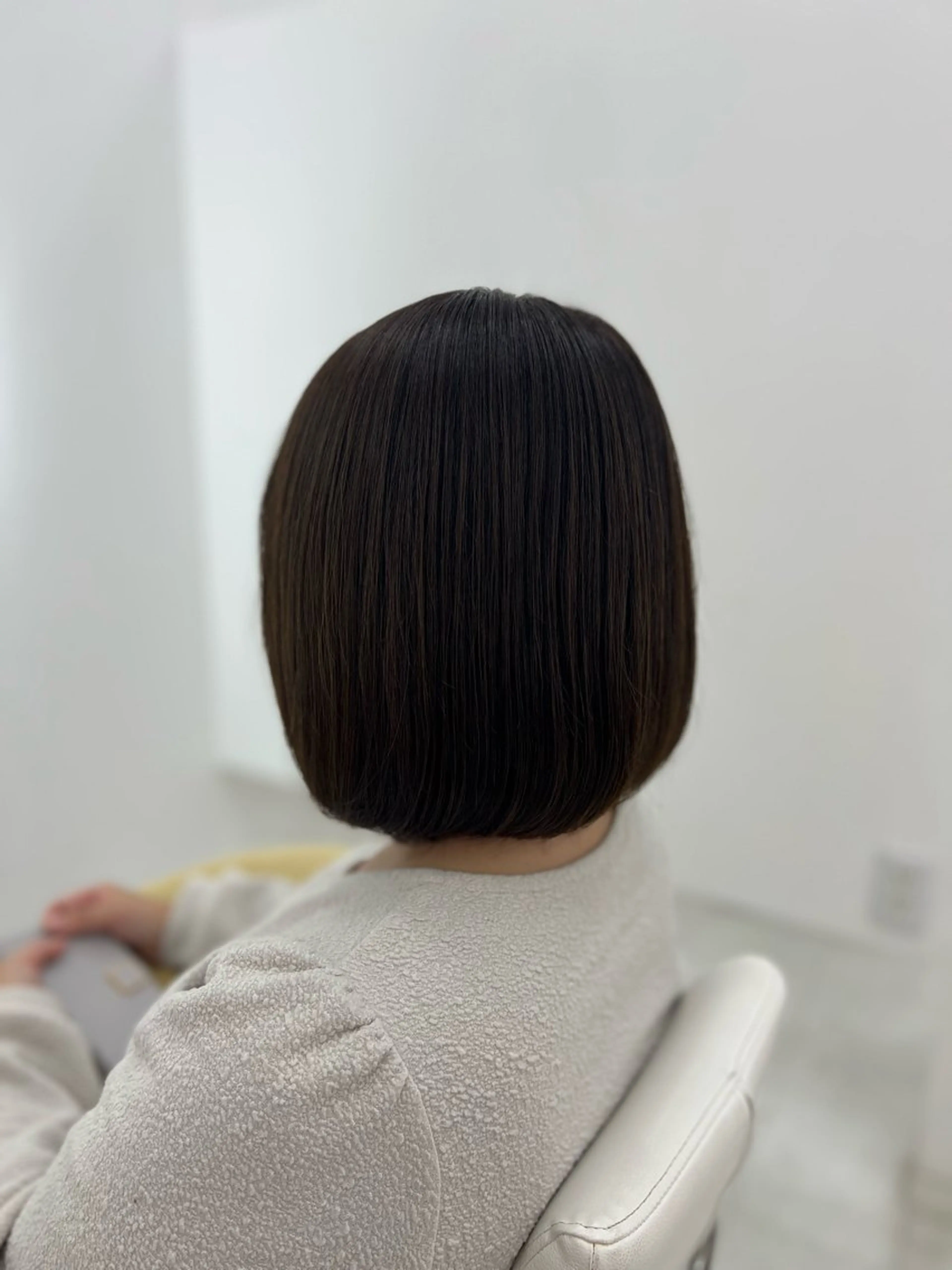 ショート カラー カット ヘアカラー トリートメント 吉田 悠乃のヘアスタイル