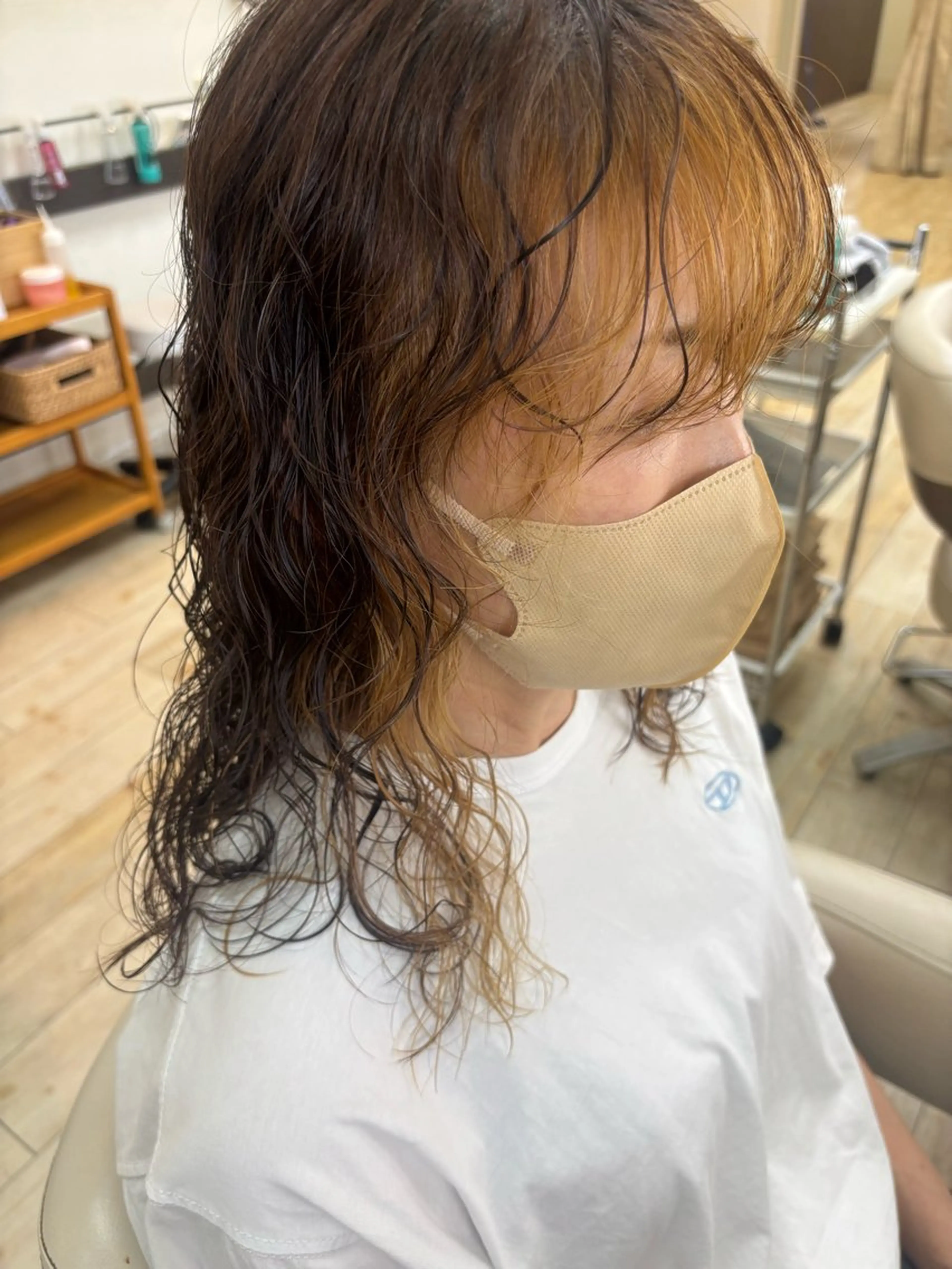 セミロング パーマ ルプラボウ 石黒よう子のヘアスタイル