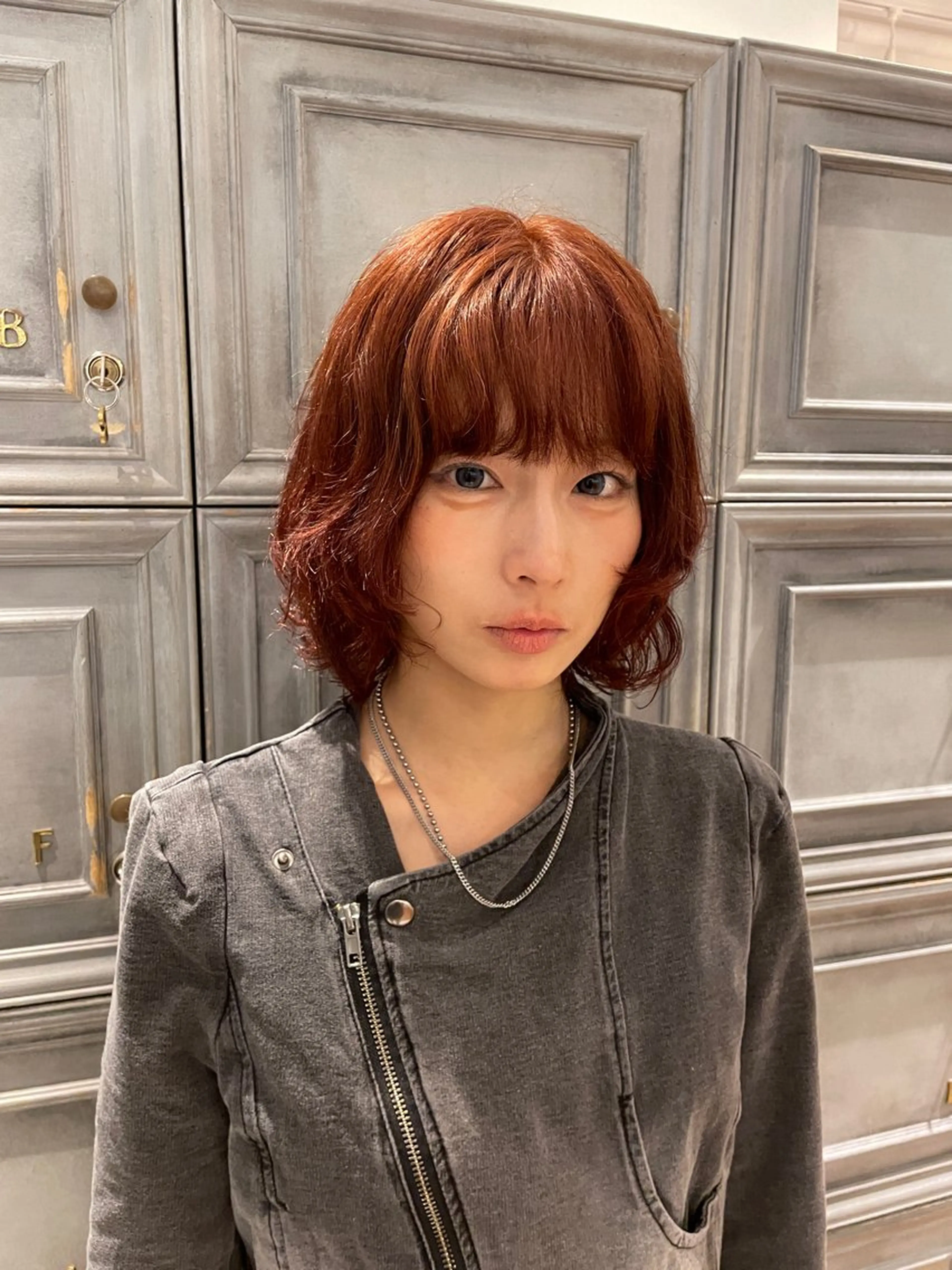 ミディアム オレンジブラウン カット ヘアカラー フジヤ サイタのヘアスタイル