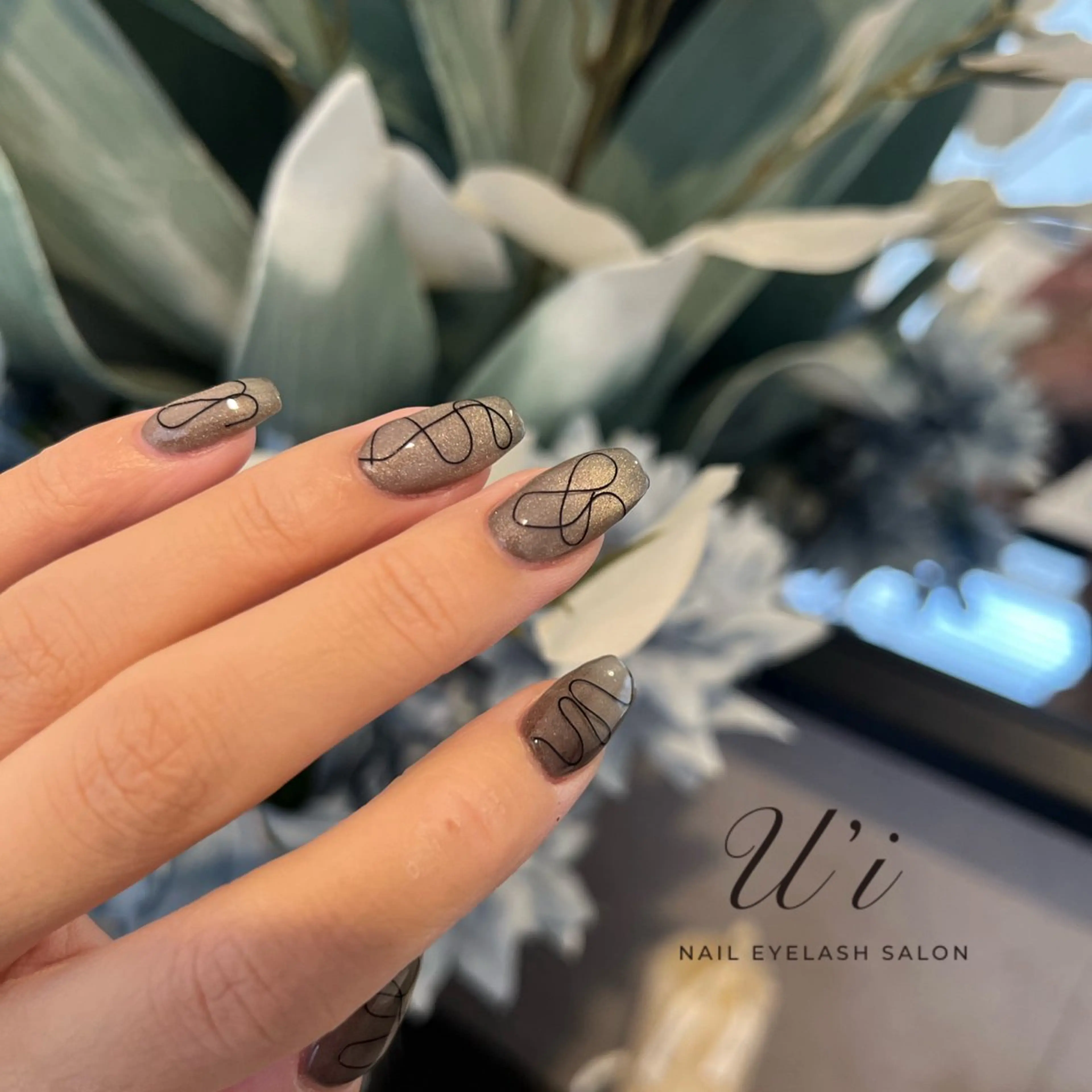 ネイル ハンドネイル フットネイル U'i ｳｲのネイルデザイン