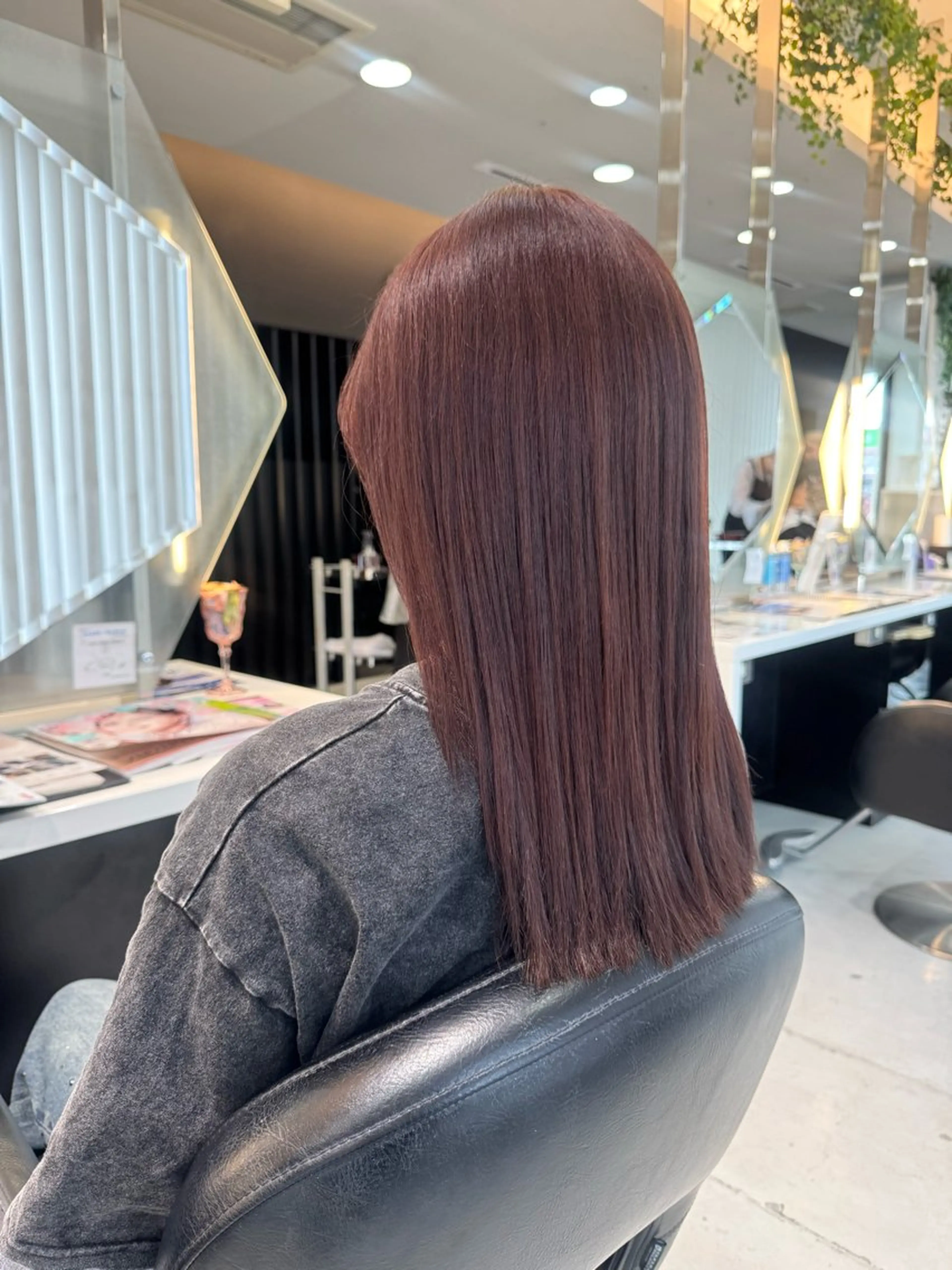 ミディアム ヘアカラー トリートメント 縮毛矯正/透明感艶 カラー/暖色/miuのヘアスタイル