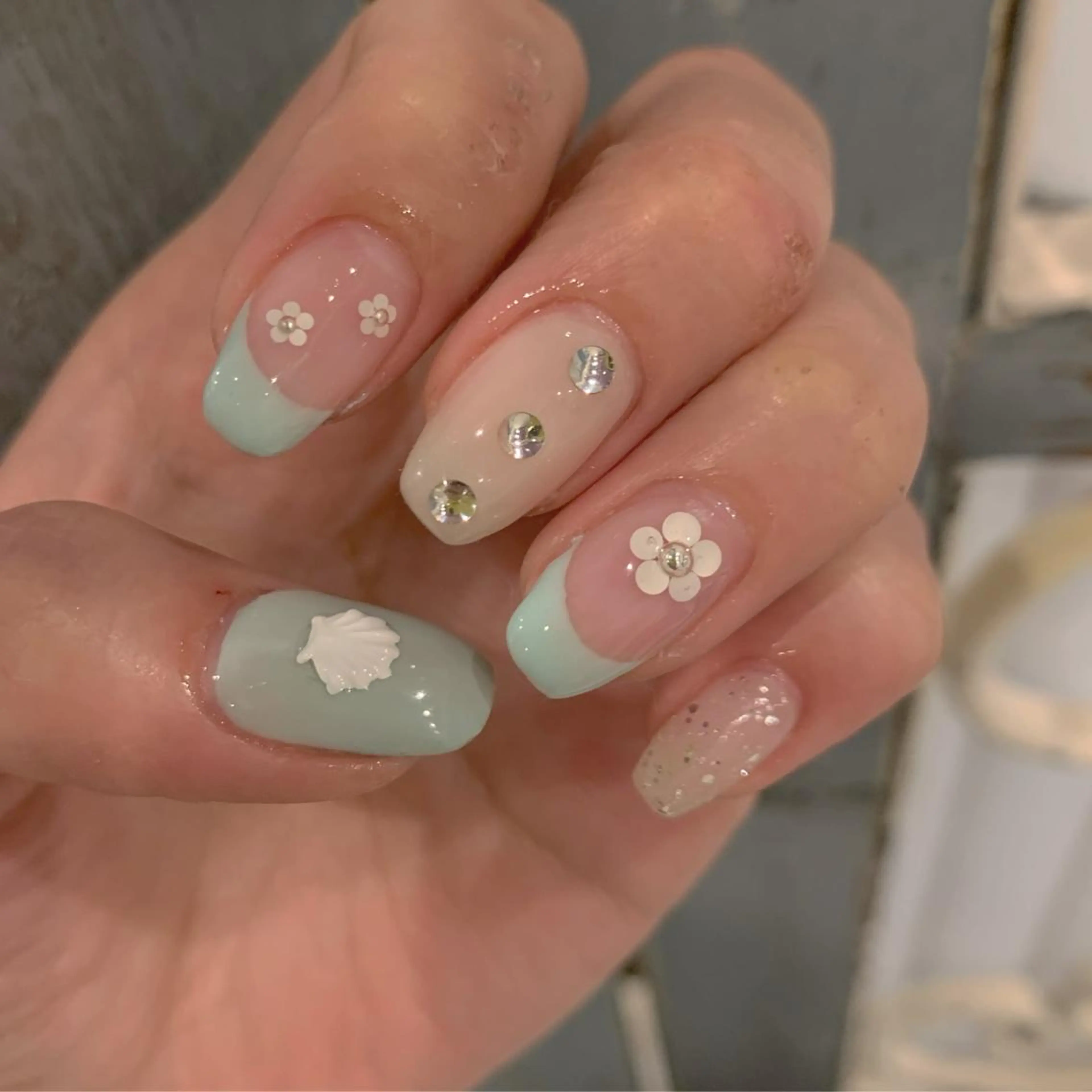 ネイル ヤマダ サクラのヘアスタイル