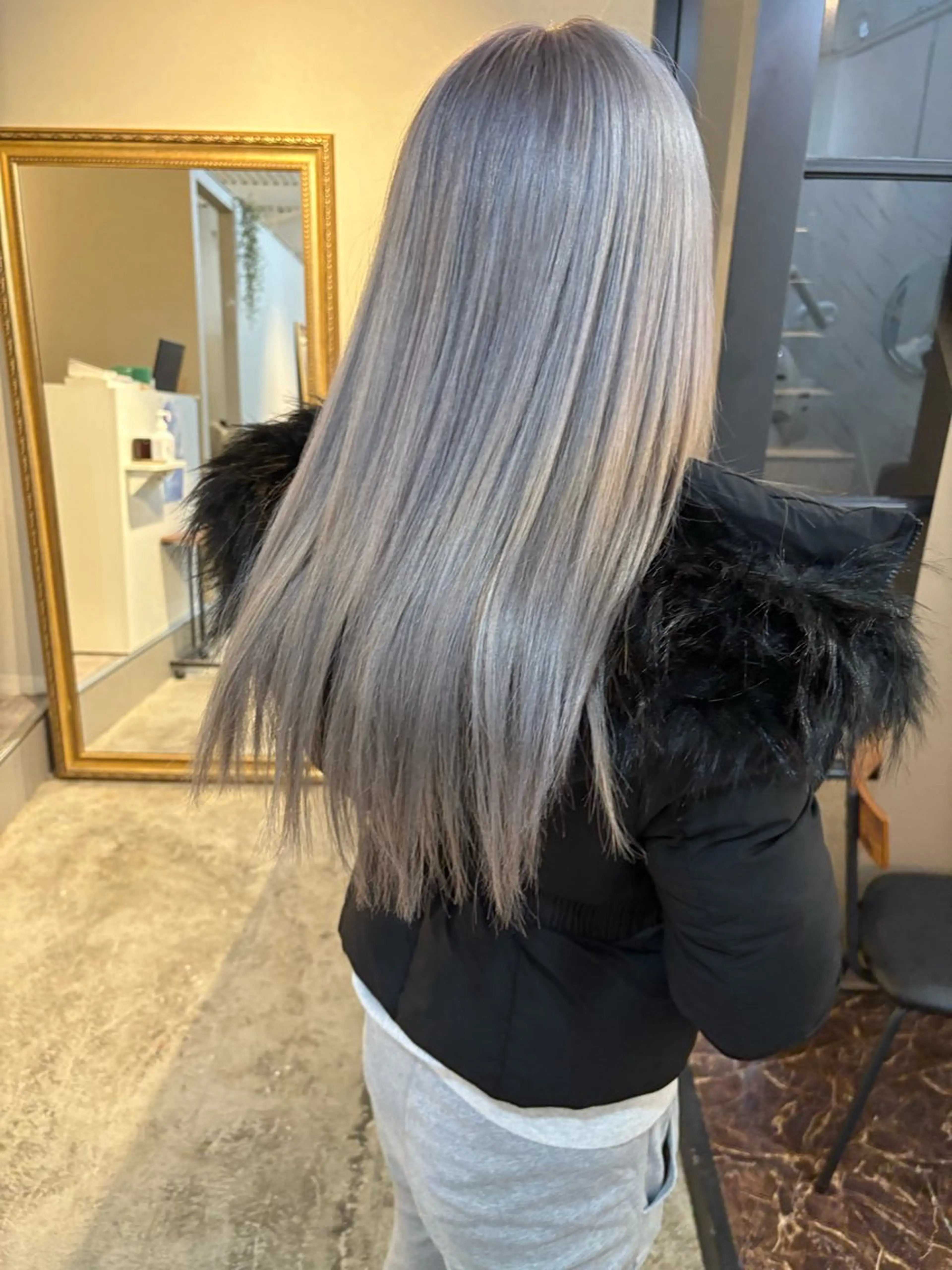 ロング ヘアカラー トリートメント 髪質改善×縮毛矯正 ×艶カラーNAOのヘアスタイル