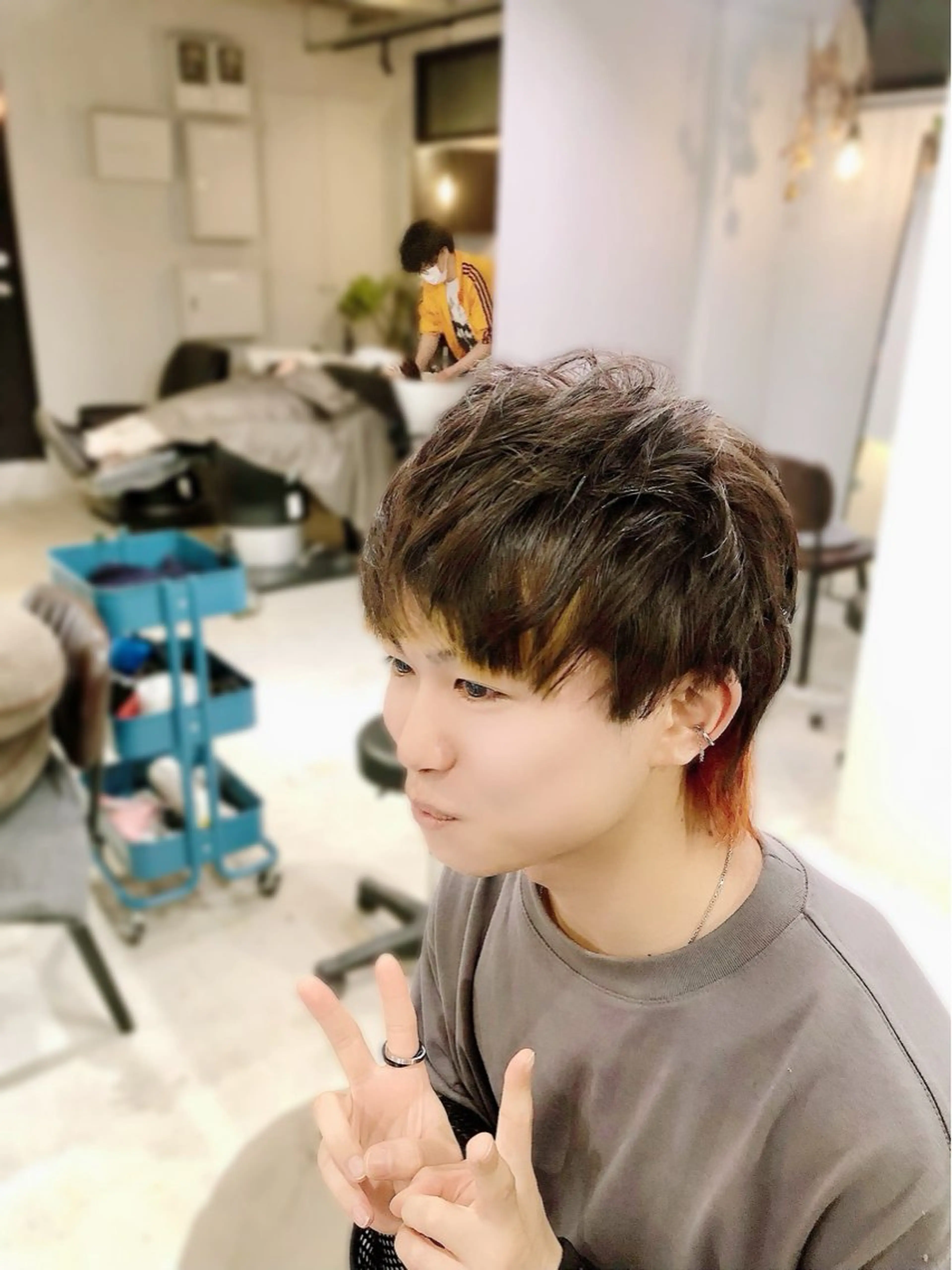 ショート カラー メンズ 松下 倫子のヘアスタイル