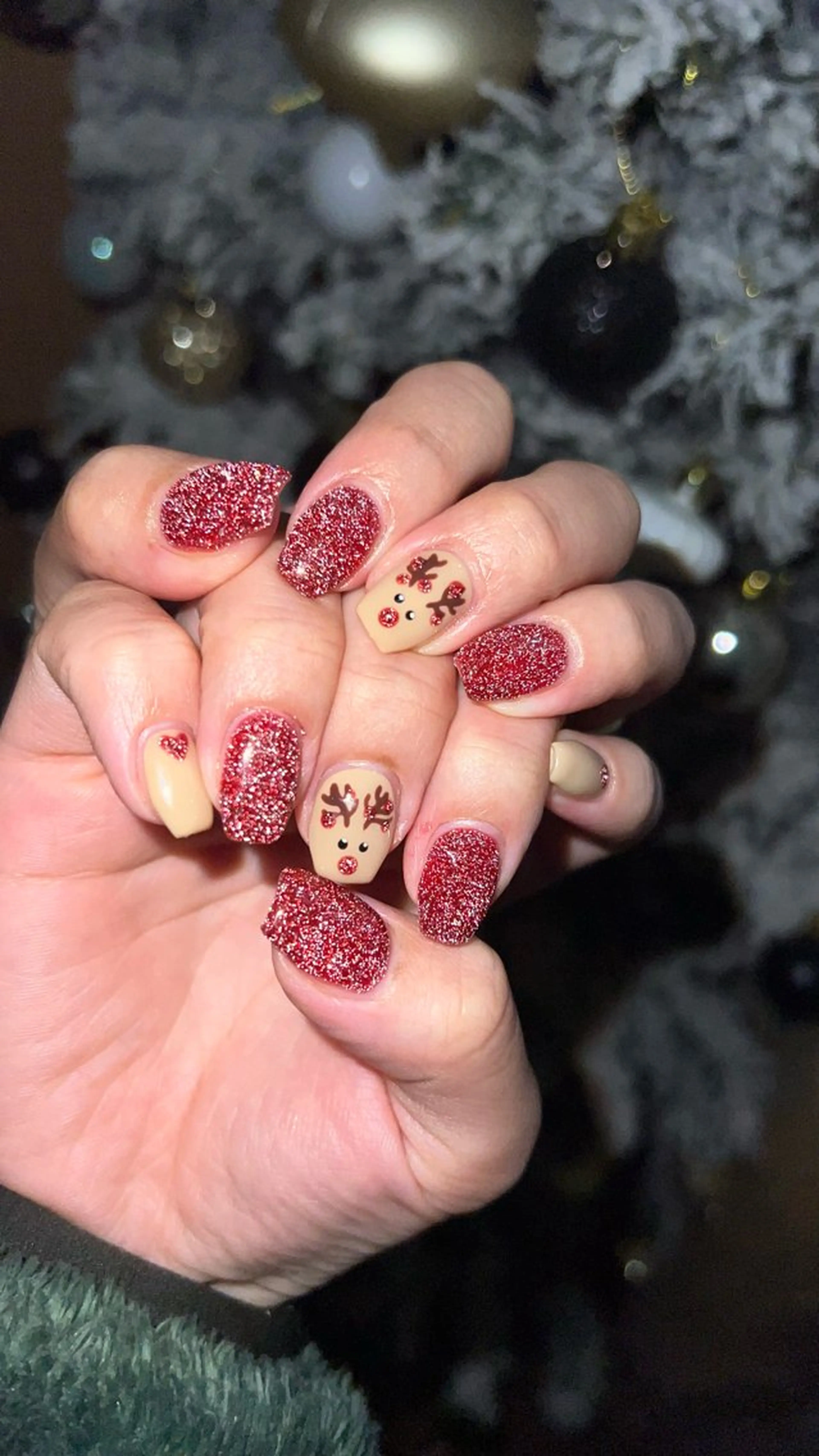 ネイル 𝐧𝐚𝐢𝐥 𝐌𝐢𝐖𝐢𝐢のネイルデザイン