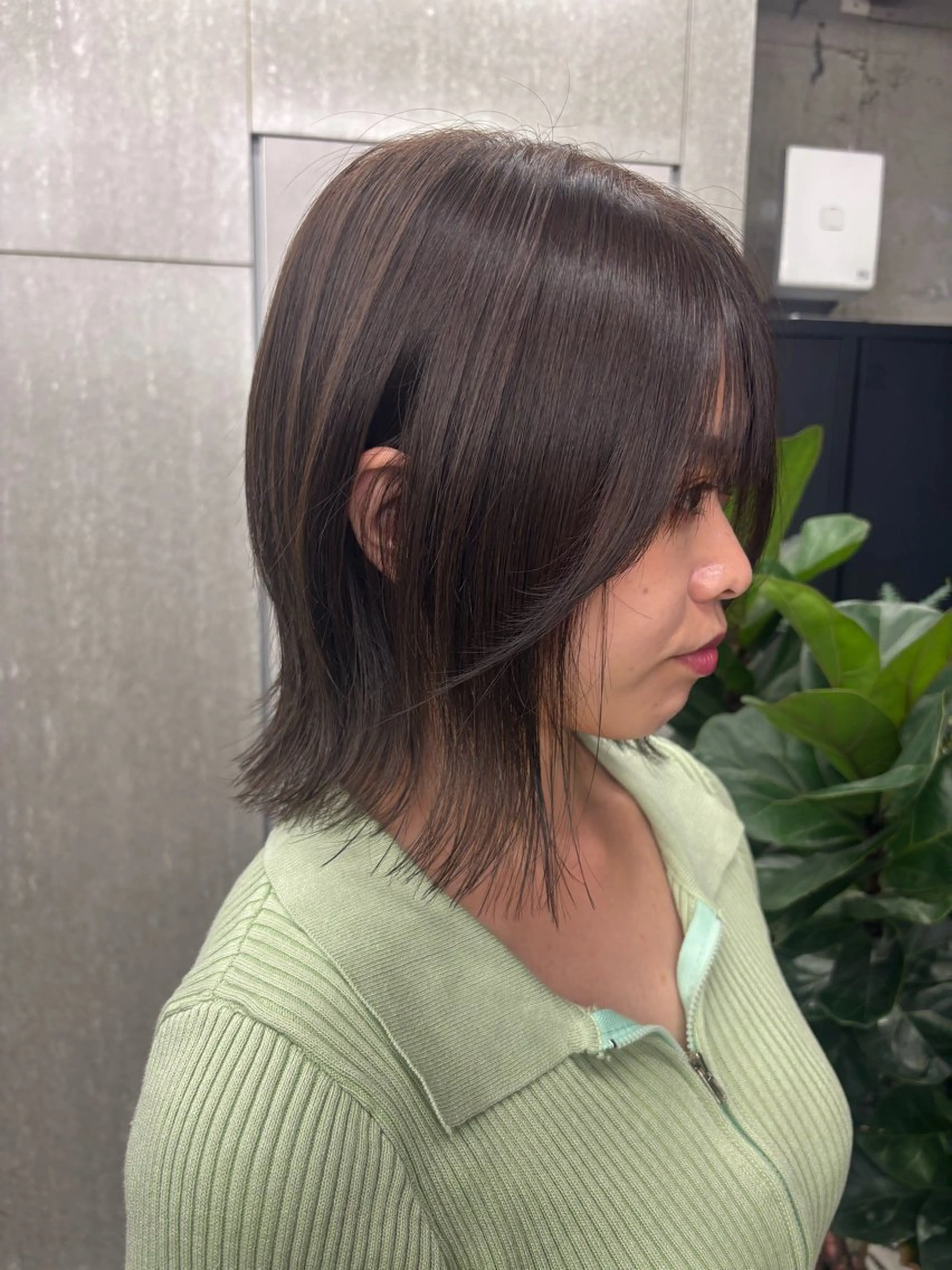 セミロング 顔周りカット 艶カラー/ KAZAMA❤️✨のヘアスタイル