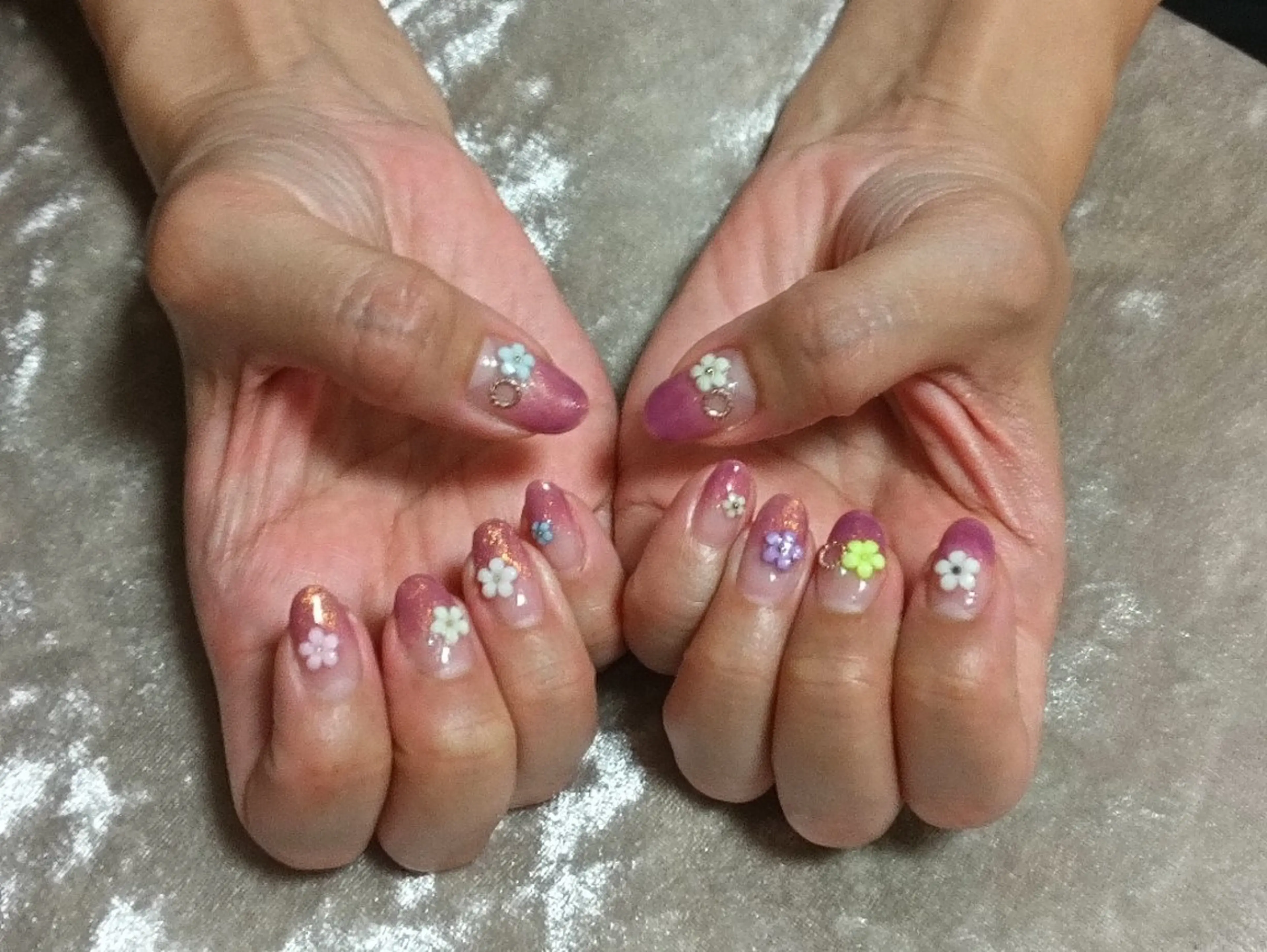 ネイル Nail  yのネイルデザイン