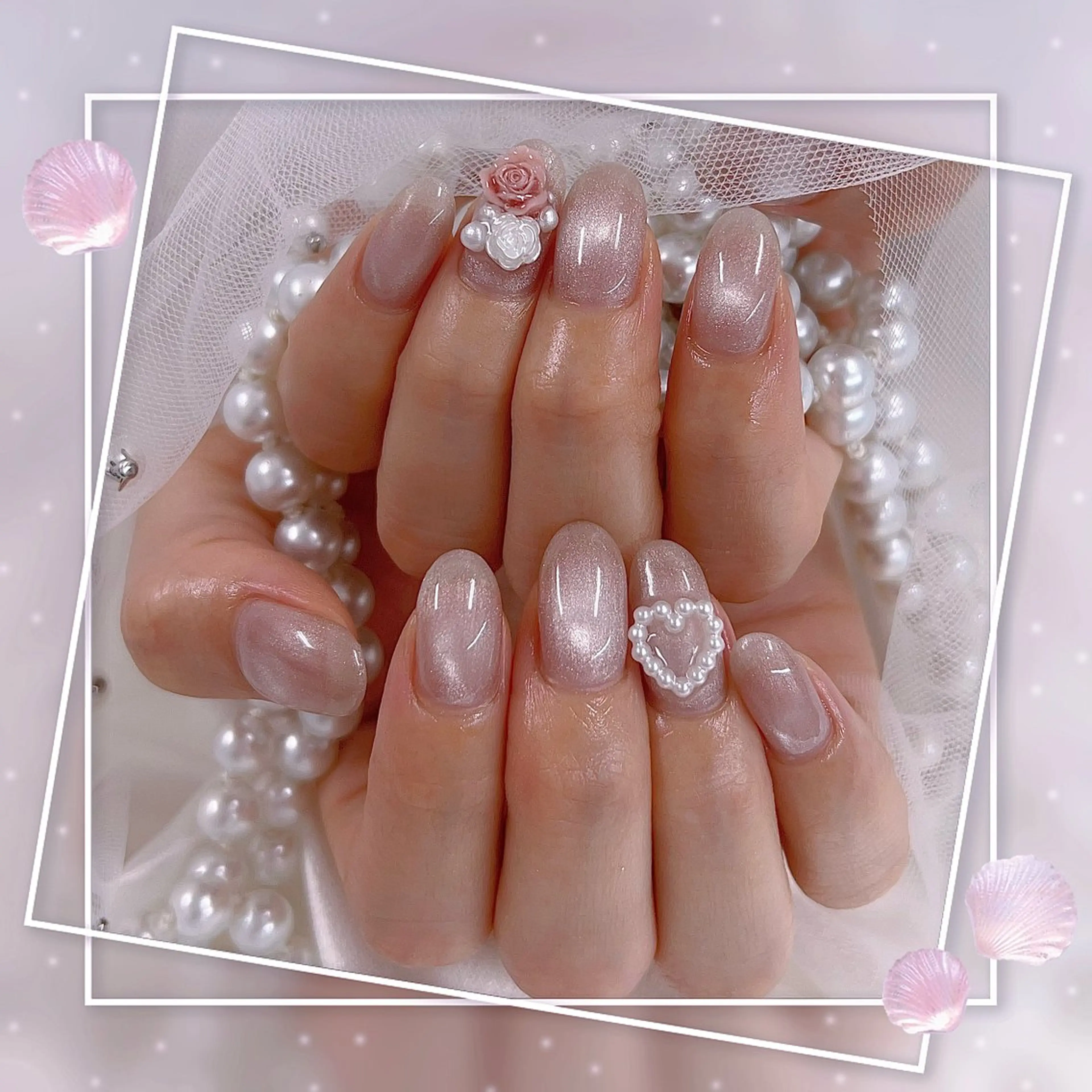ネイル フレンチネイル グラデーション キラキラネイル 韓国ネイル マグネットネイル Chill Nailsalonのネイルデザイン