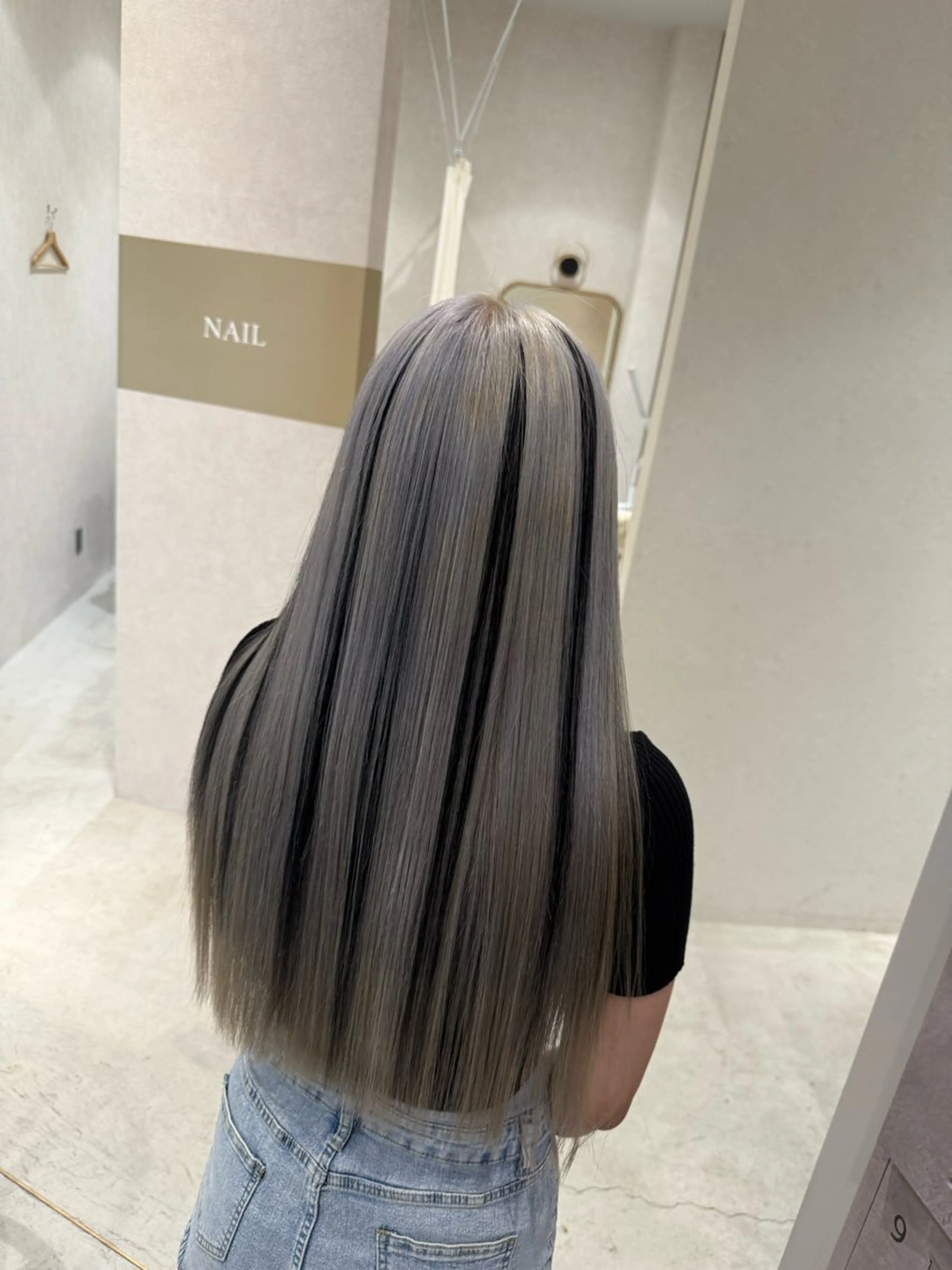 ロング カラー ダブルカラー エクステ ヘアカラー 馬場 美咲のヘアスタイル