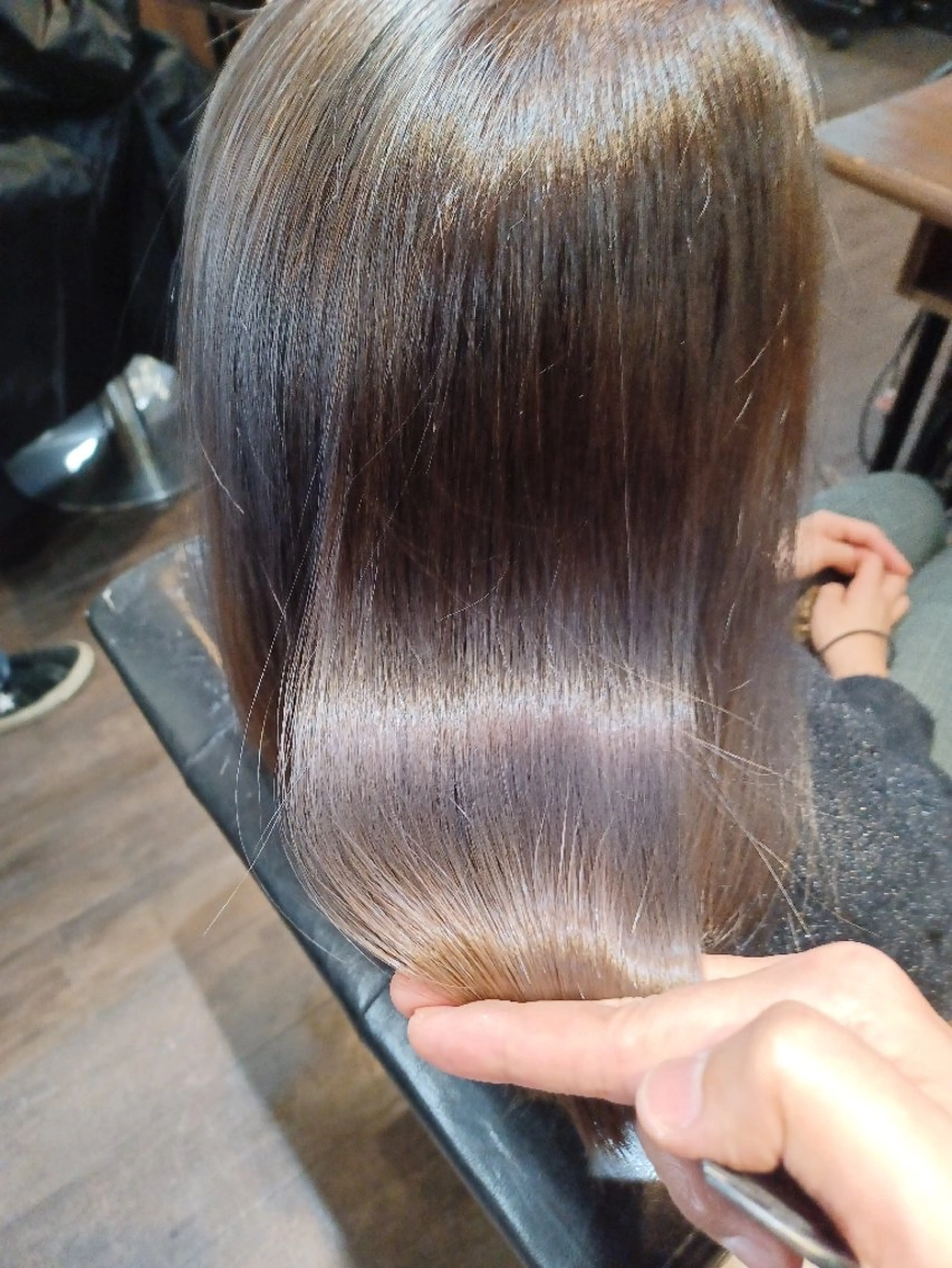 セミロング 髪質改善 トリートメント ヘアカラー トリートメント H/M Hair Home 　池袋2号店所属・✂️✂️徳　田✂️ ✂️のヘアスタイル