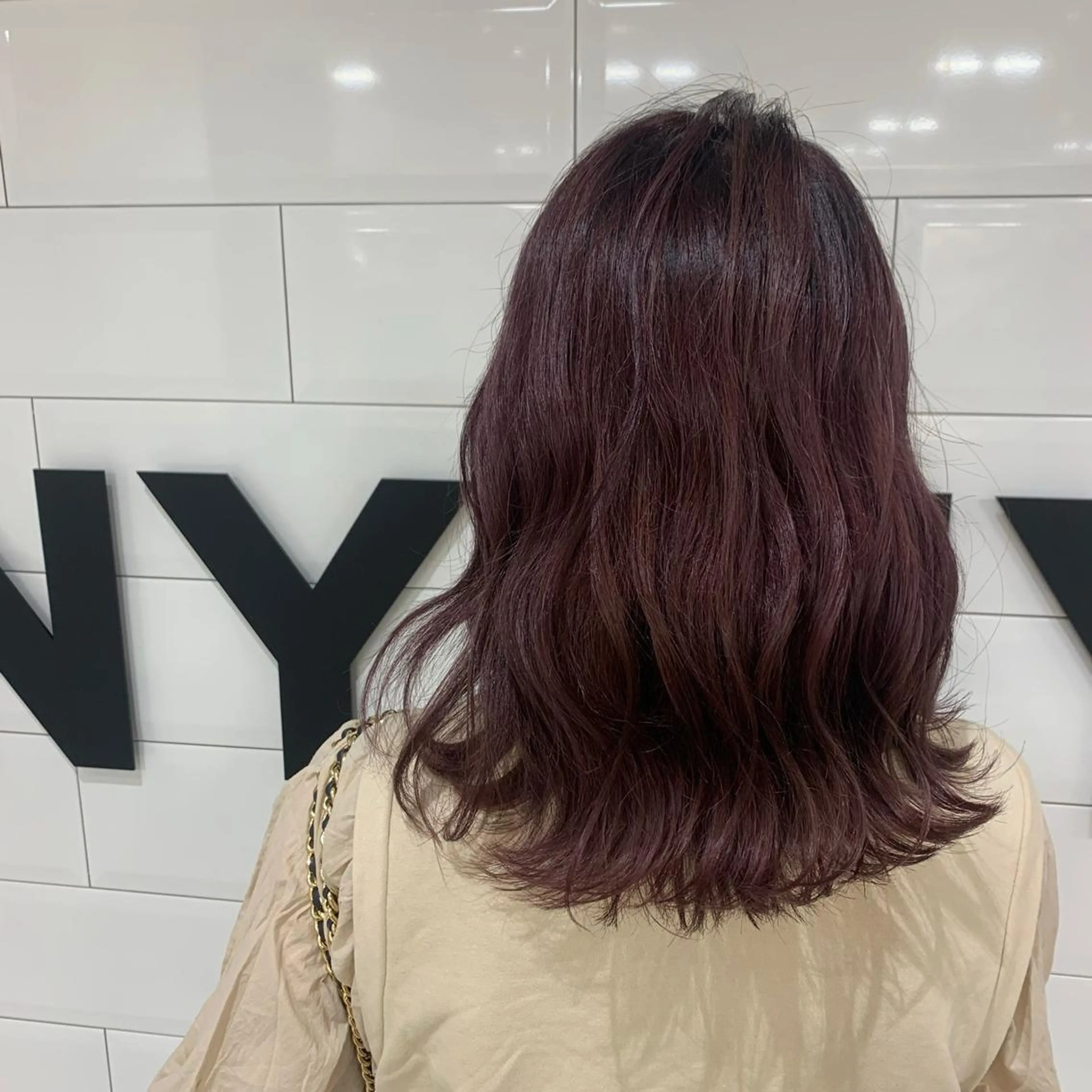 ミディアム カラー ブリーチ イルミナカラー 艶髪/白髪ぼかし ヘッドスパ/大野結菜のヘアスタイル