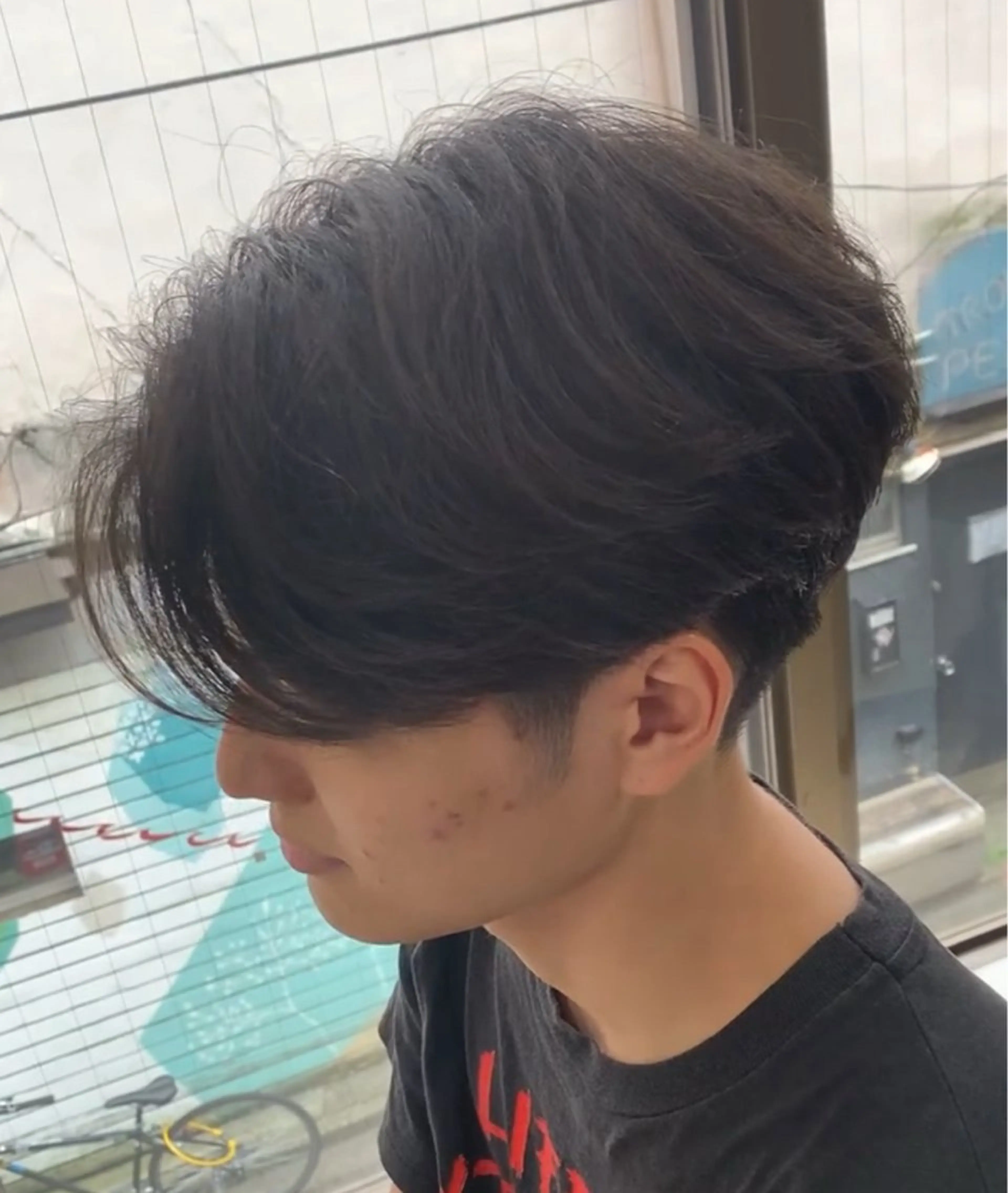ミディアム パーマ メンズ キマるメンズパーマ クメユウキのヘアスタイル