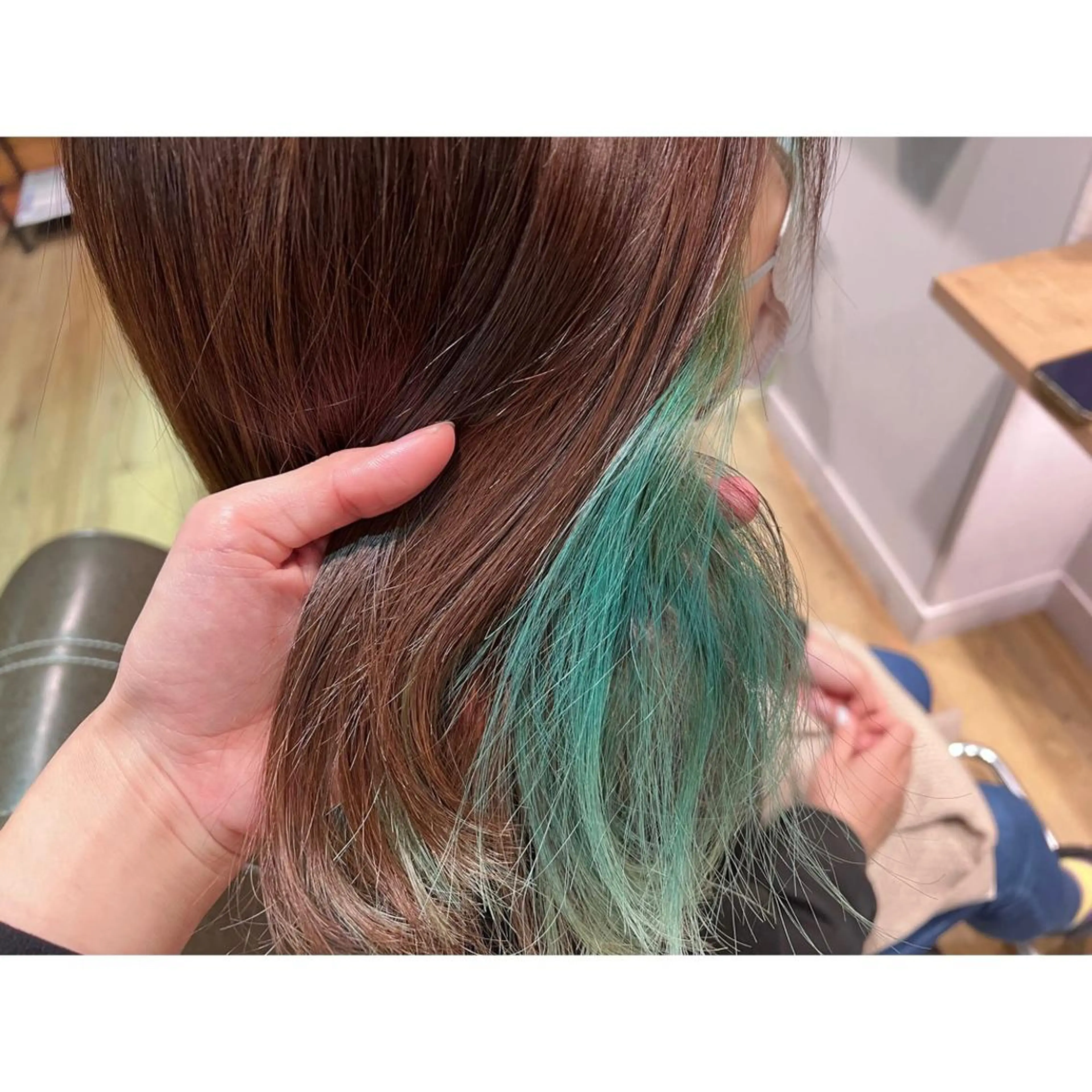 ミディアム カラー ヘアカラー トリートメント ツキダテ ユイのヘアスタイル