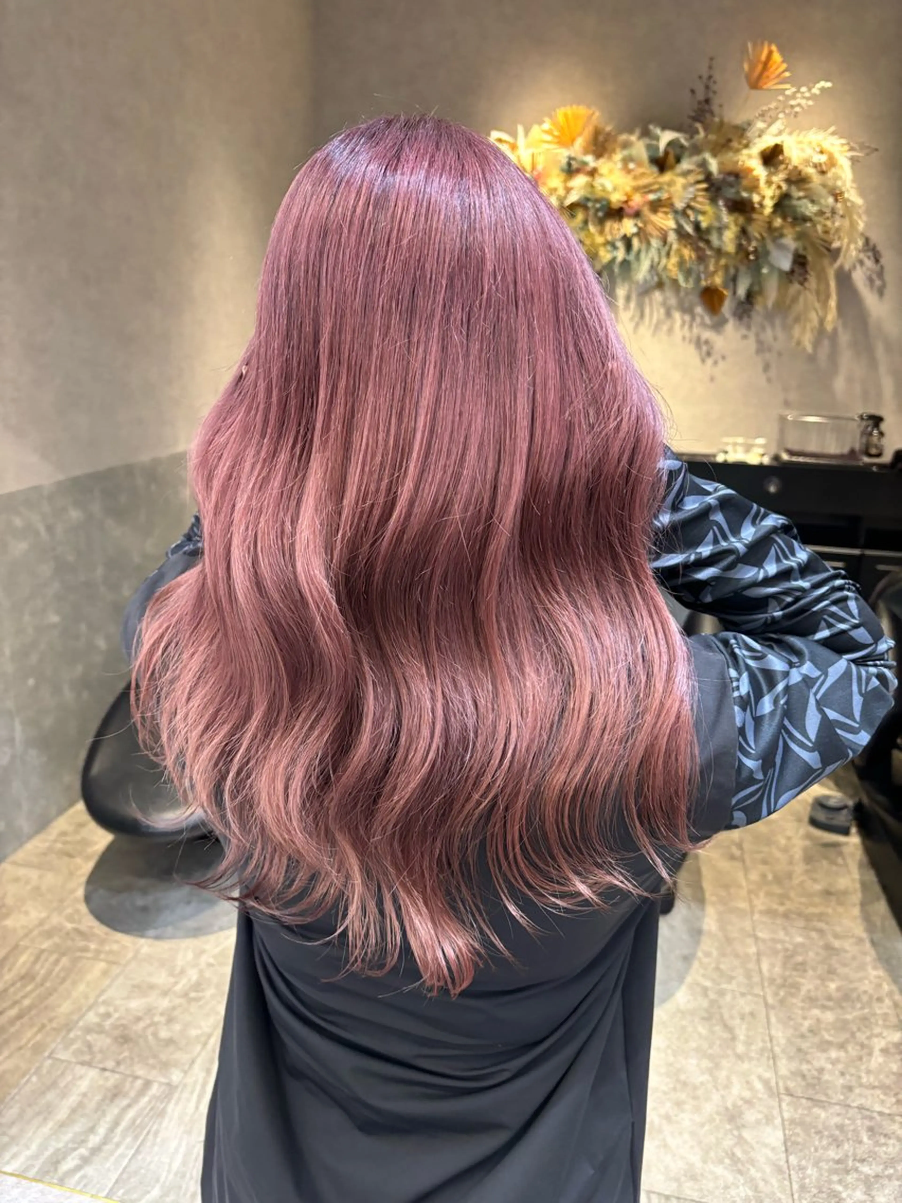 ロング カラー MOMOHA/ 🍑レイヤーカットのヘアスタイル