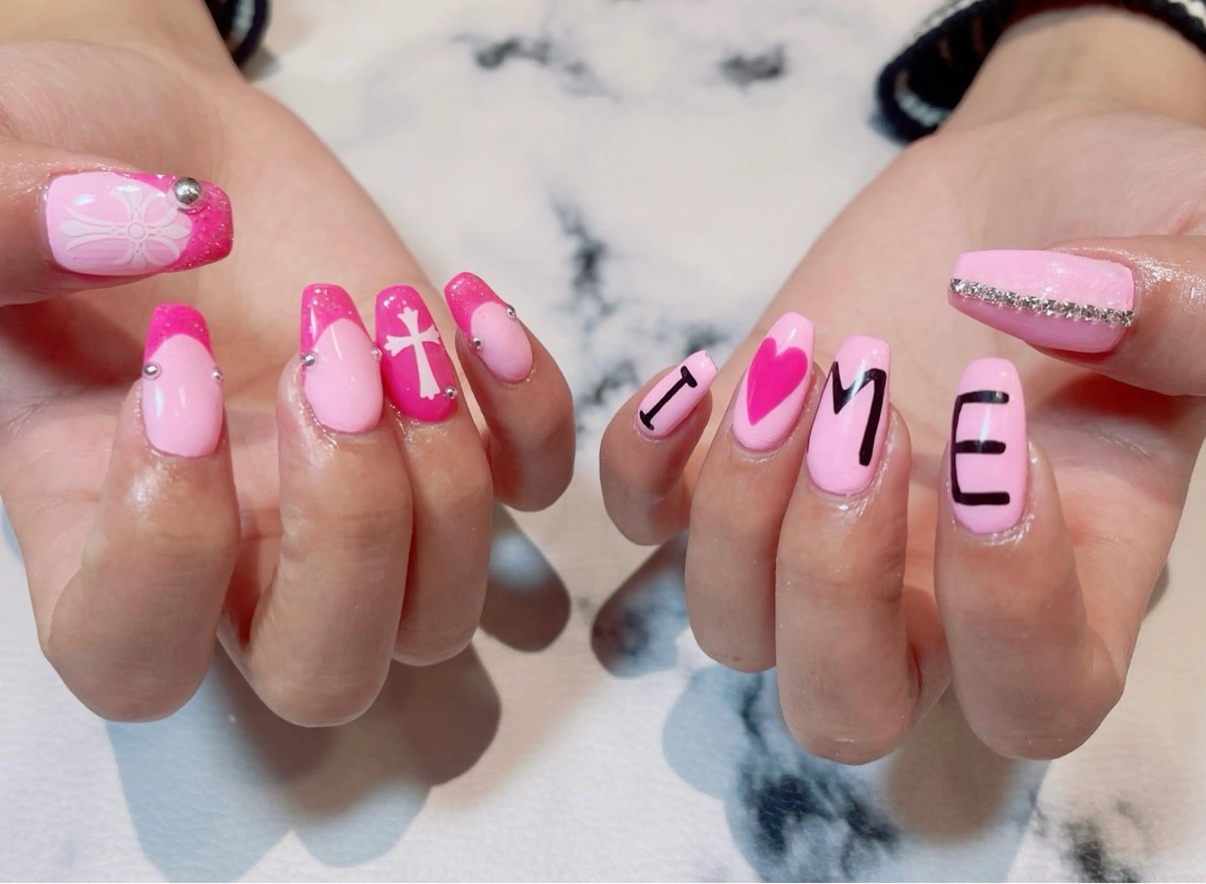 ネイル ハンドネイル 奥田 加奈子のネイルデザイン