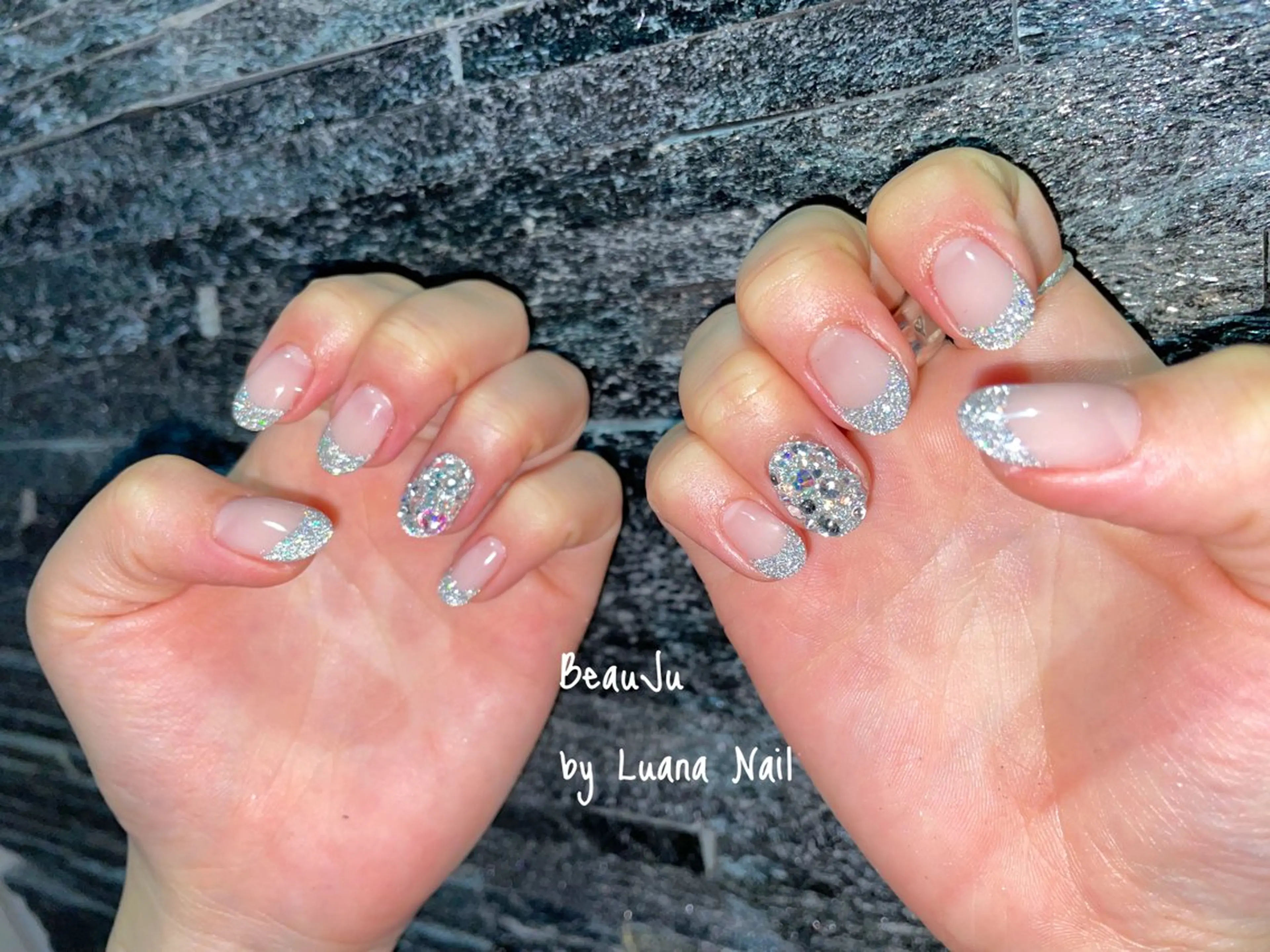 ネイル フラッシュネイル ラメ(グリッター) ハンドネイル BeauJu by Luana Nailのネイルデザイン