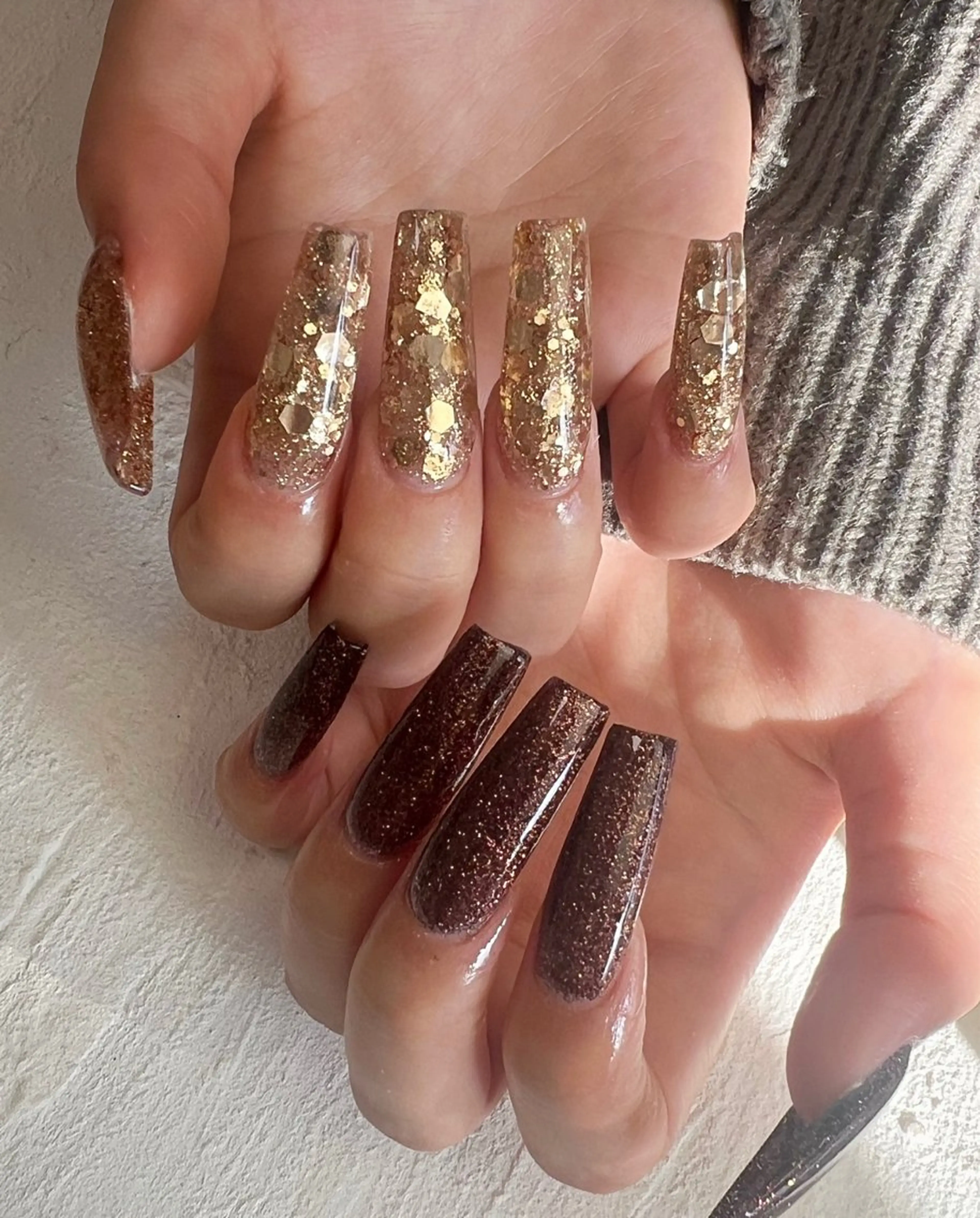 ネイル ブラウン ゴールド ラメ(グリッター) ハンドネイル ✾ NailRoom Latina🌻💓のネイルデザイン