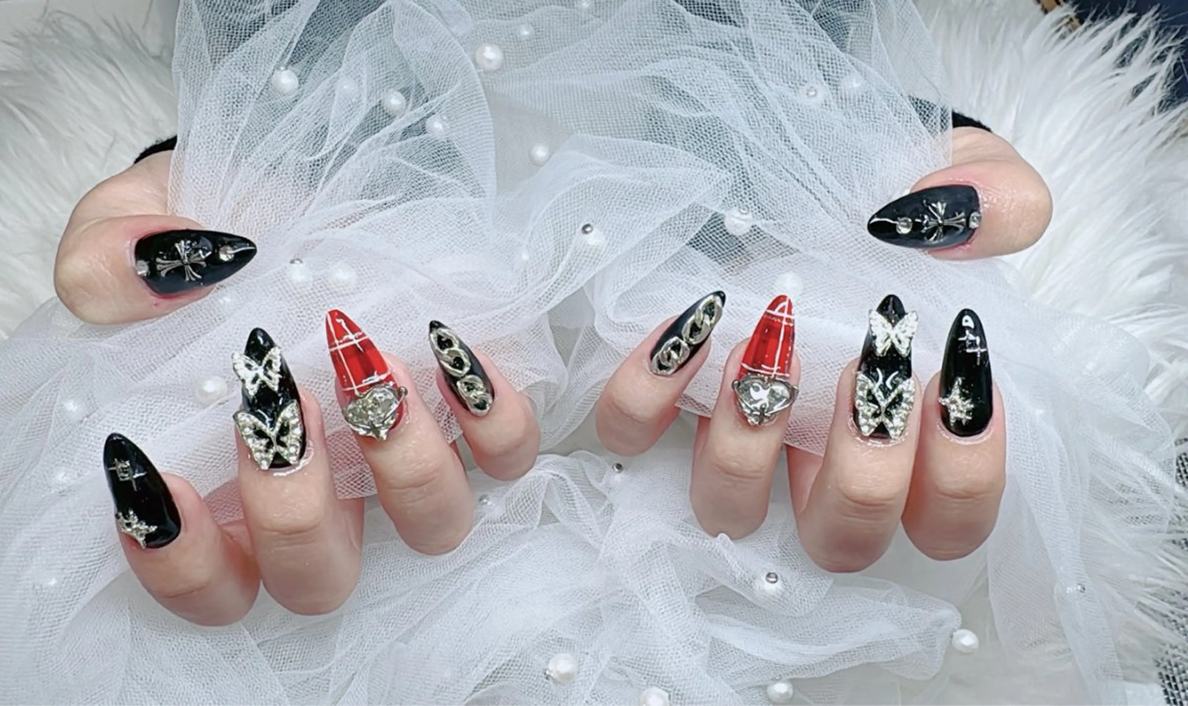 ネイル ハンドネイル ハンドケア Moon Nail ナナのネイルデザイン