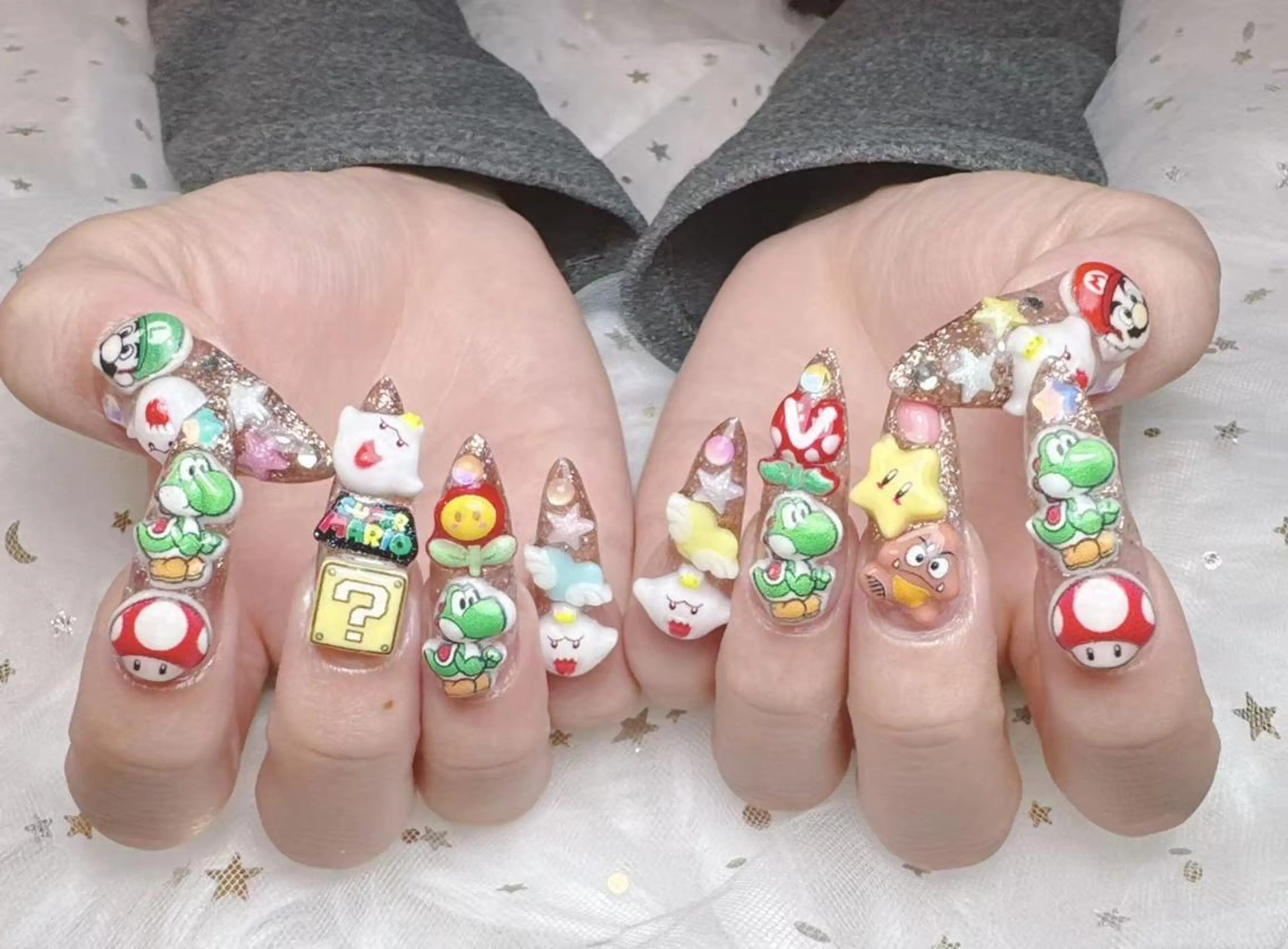 ネイル アートネイル ハンドネイル チョウ チョウのネイルデザイン