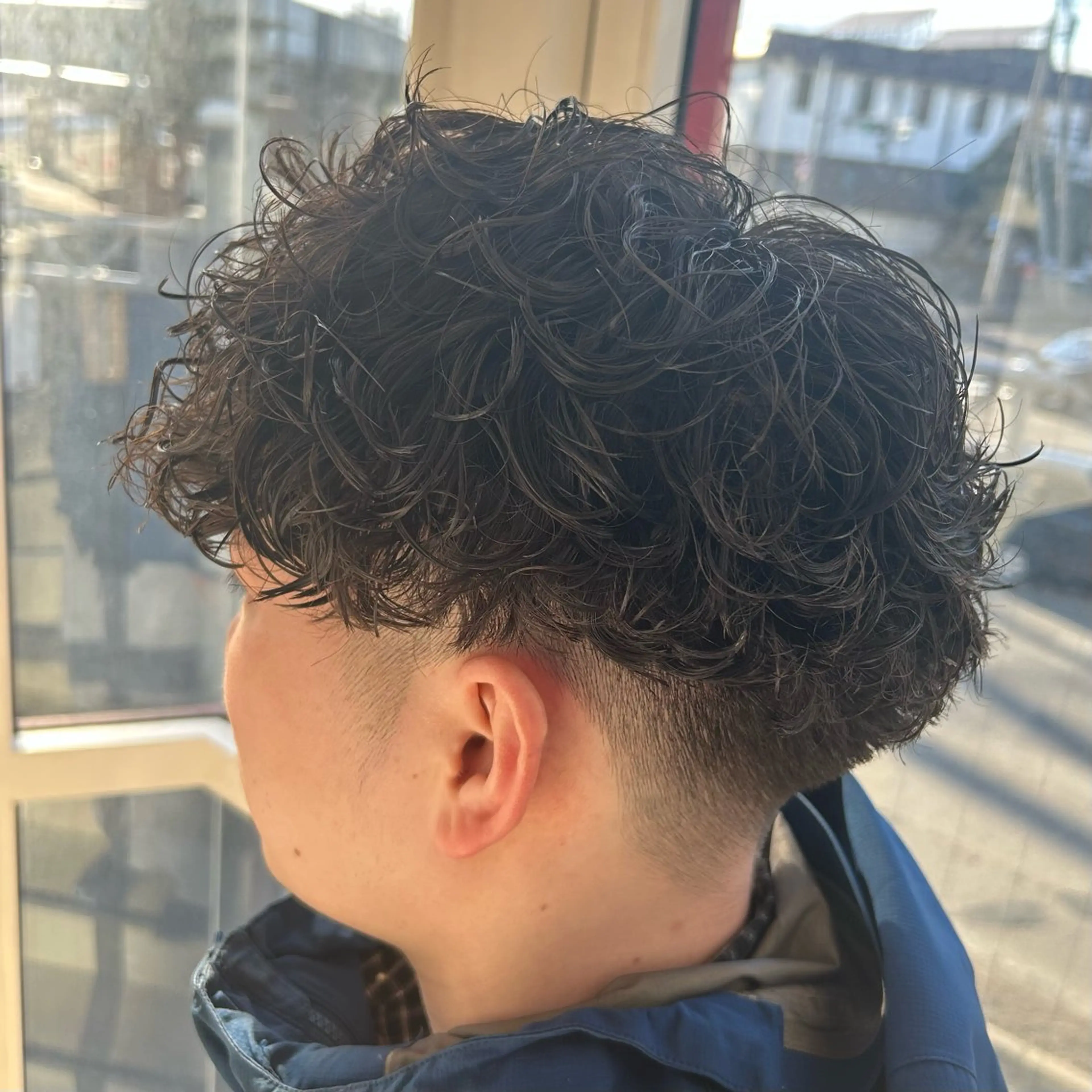 パーマ メンズ フェザーパーマ メンズパーマ 波巻きパーマ カット パーマ yori所属・メンズパーマ/メンズ カット/たばたよしきのヘアスタイル