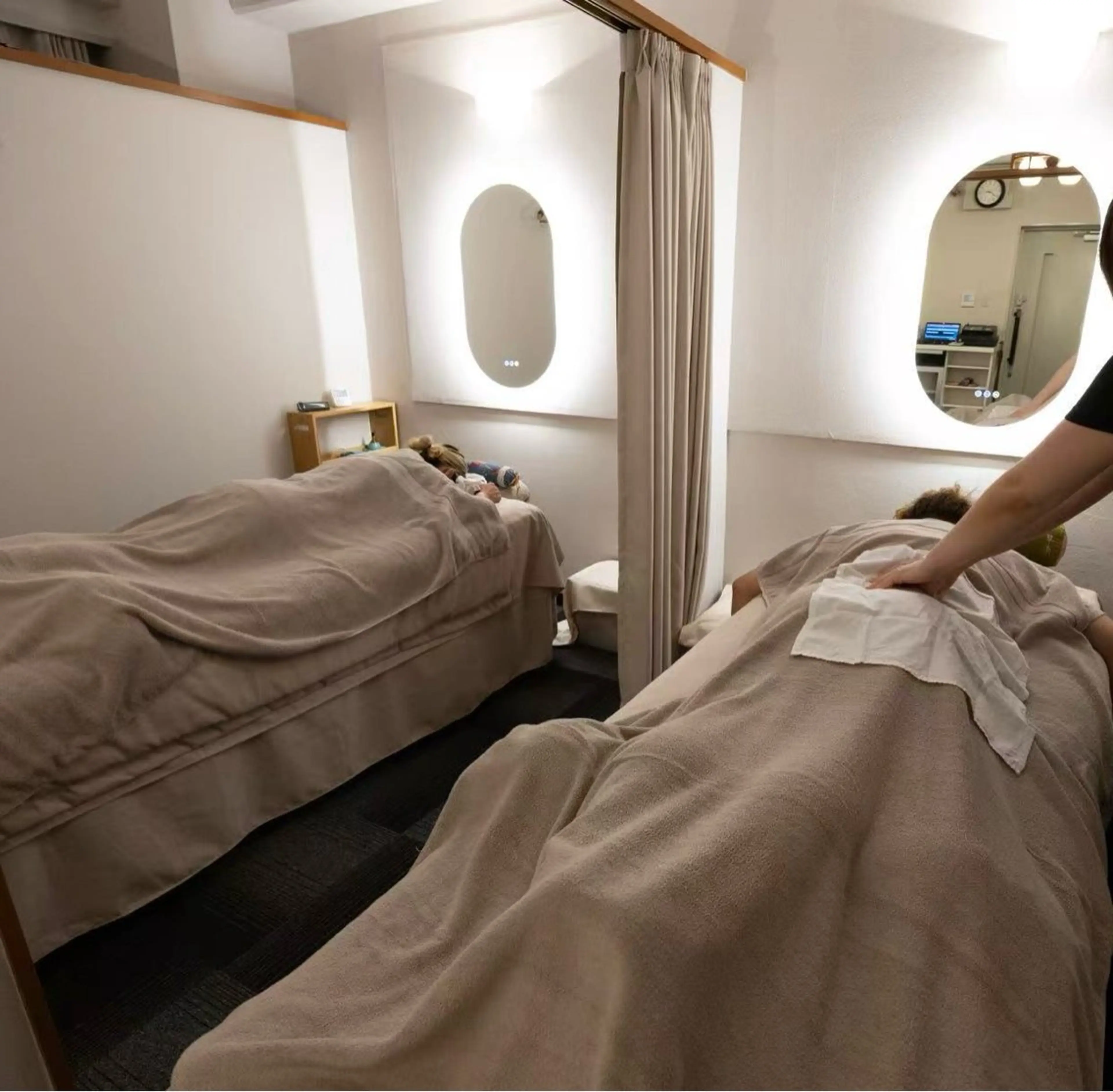 【ペア・カップルコース】90分（全身指圧もみほくし＋30分足裏）2人で¥16000の写真