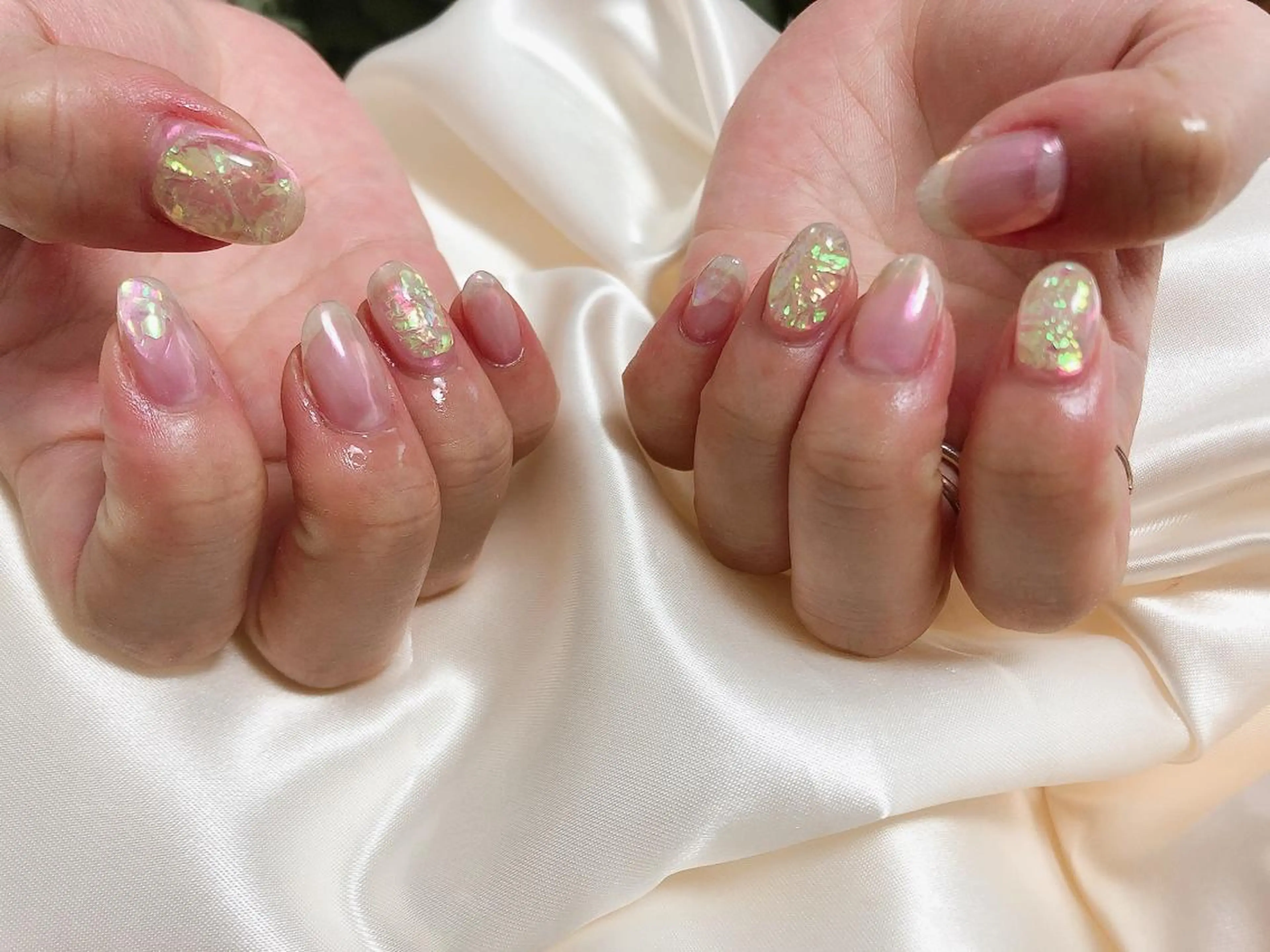 ネイル mogunail &blowのネイルデザイン