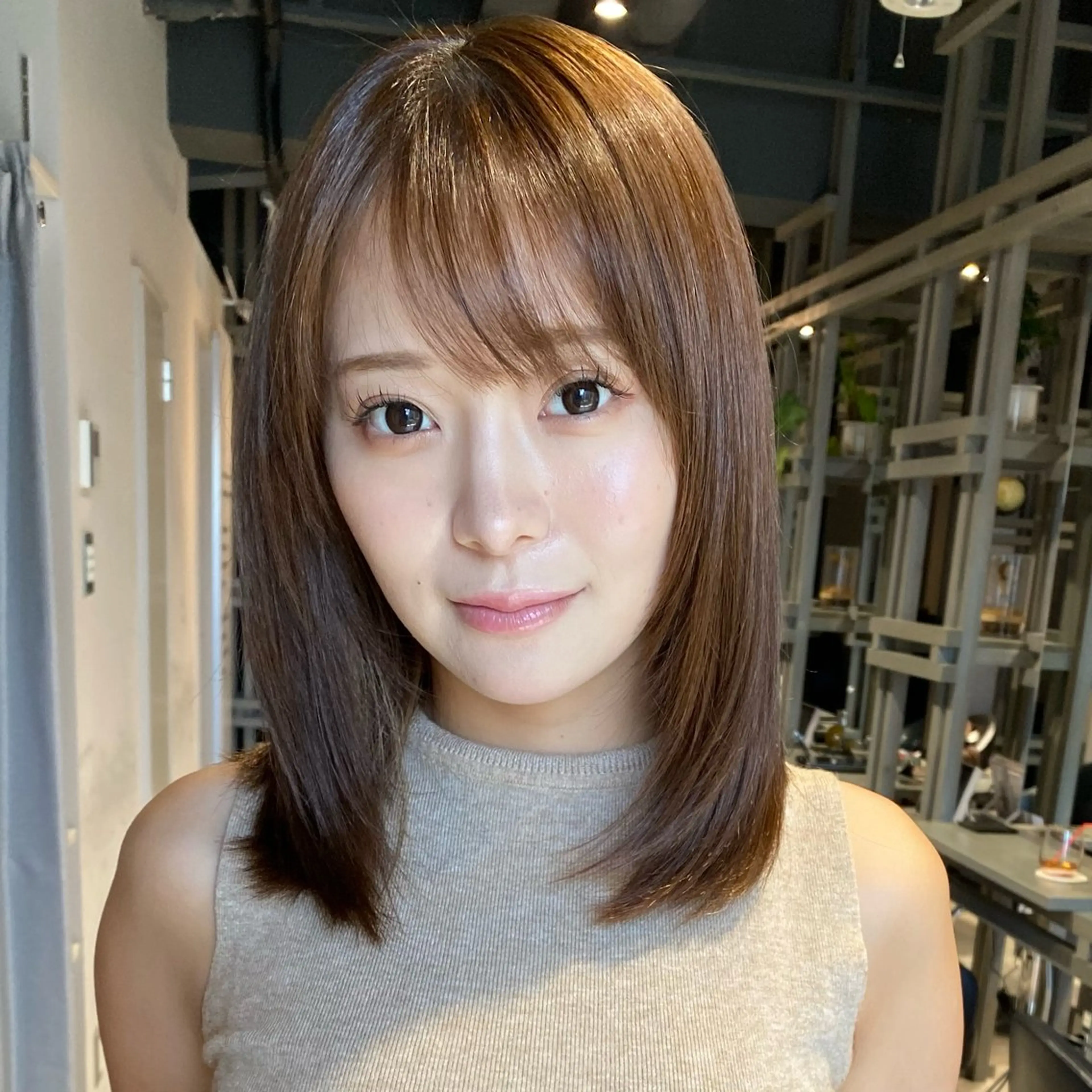 セミロング セミロングパーマ ハイライト 髪質改善 レイヤーカット ショート職人 美容師【KENTA】のヘアスタイル