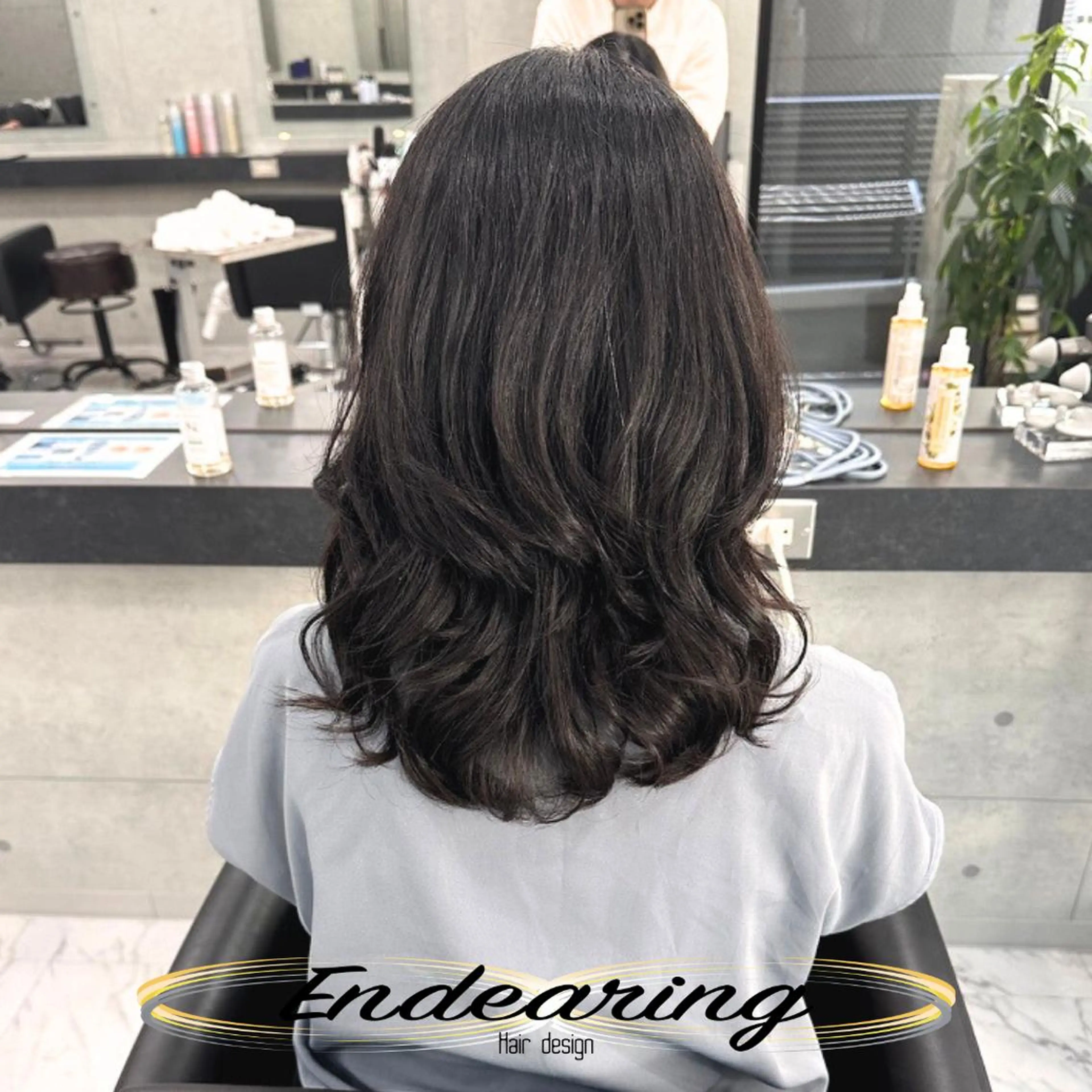 ミディアム レイヤーカット 小顔カット カット Endearing 銀座/YOKOのヘアスタイル