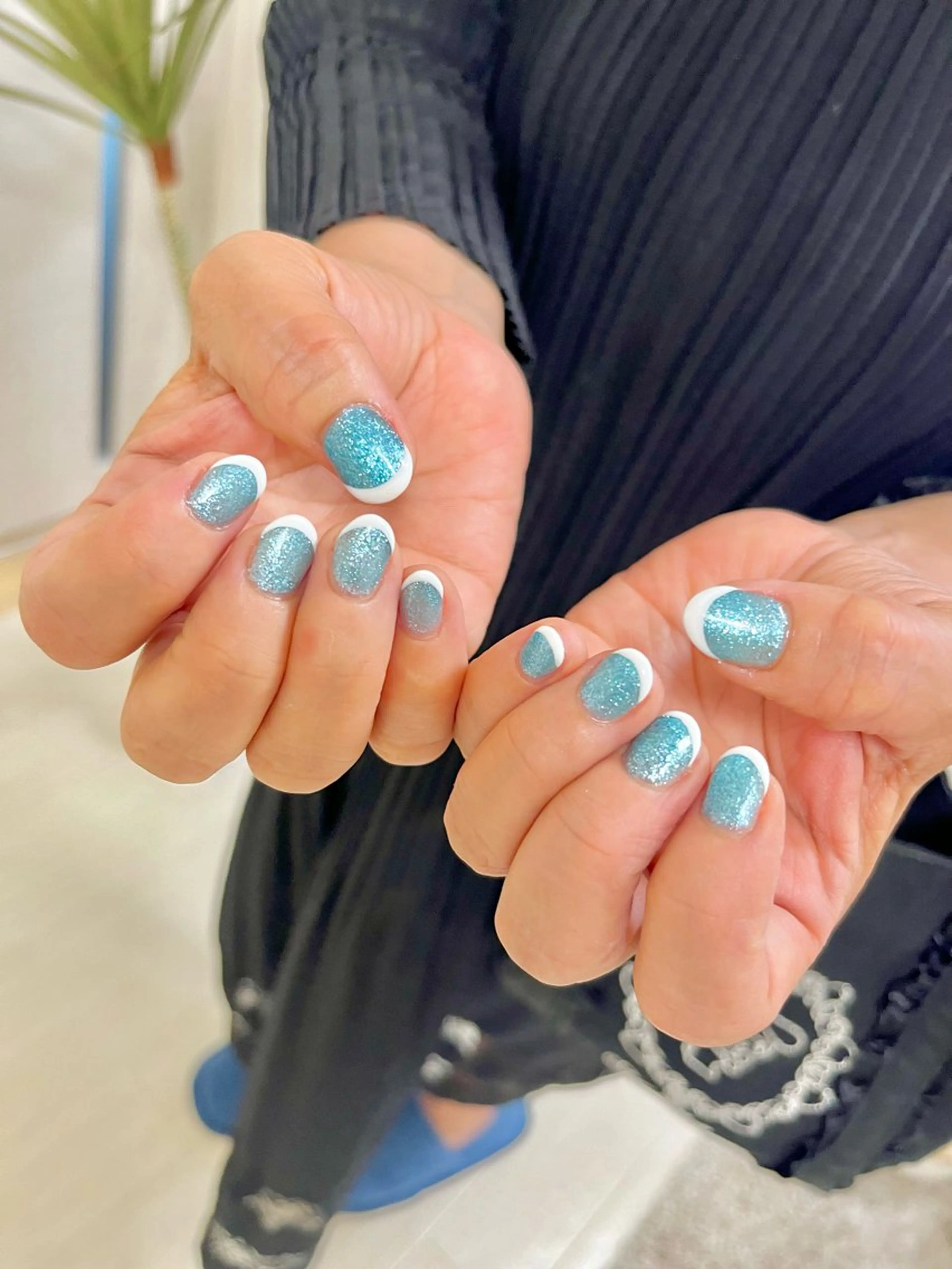 ネイル フレンチネイル ラメ(グリッター) ハンドネイル nail room.のネイルデザイン