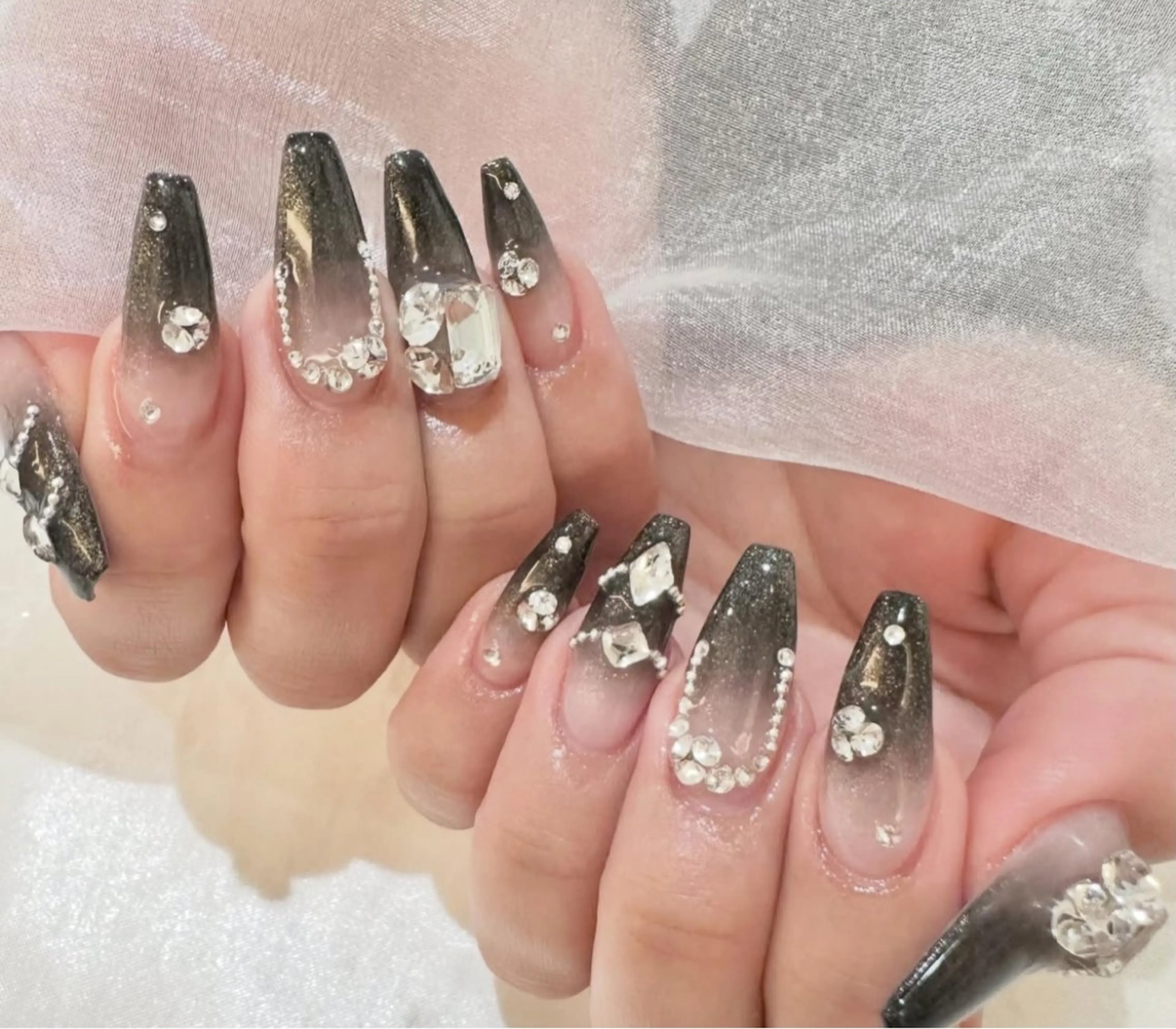 ネイル アートネイル フラワーネイル フレンチネイル ジェルネイル グラデーション ハンドネイル Ryu Nail NekoChanのネイルデザイン