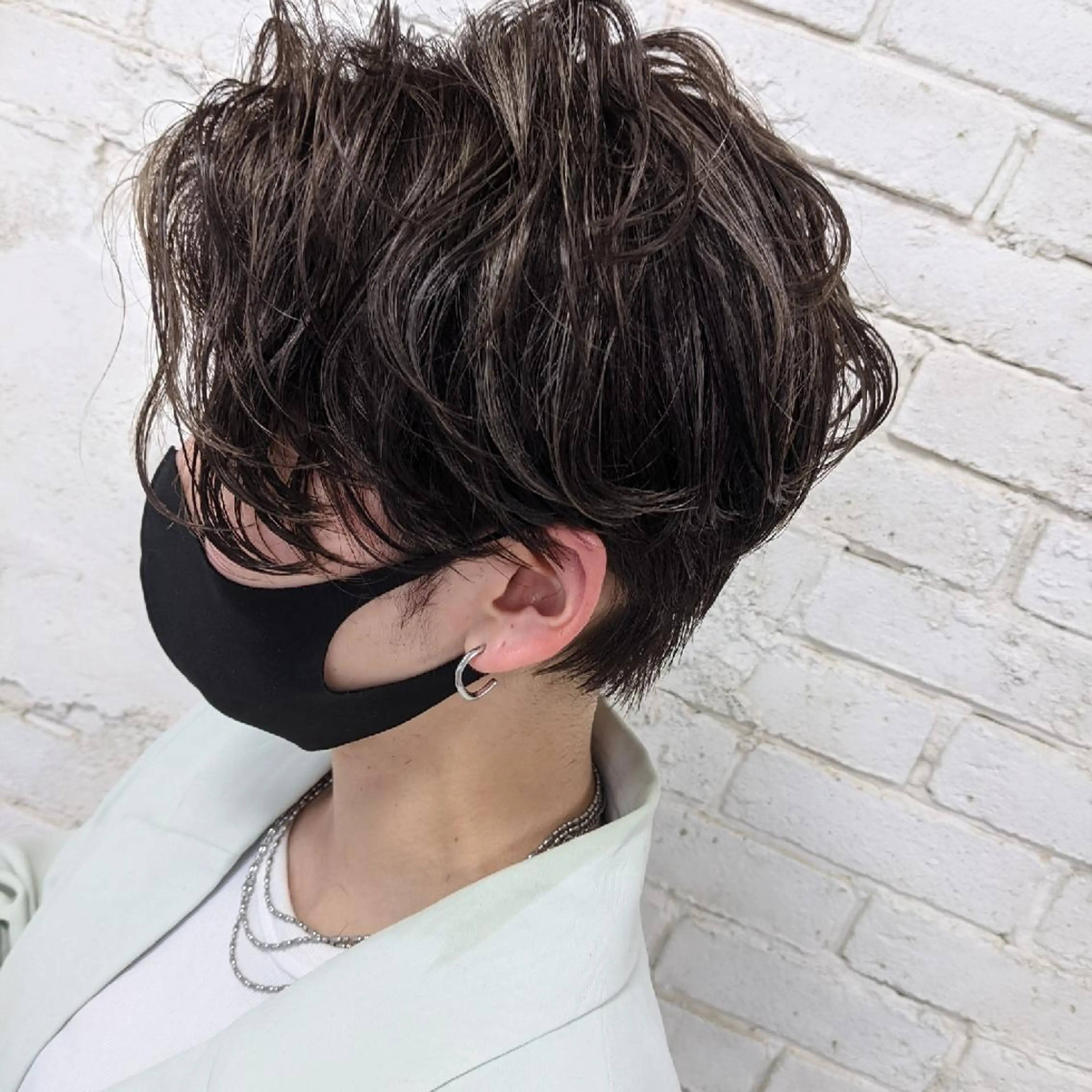 ショート ハンサムショート ショートヘア トリートメント nameless髪質 改善ブリーチ心斎橋のヘアスタイル