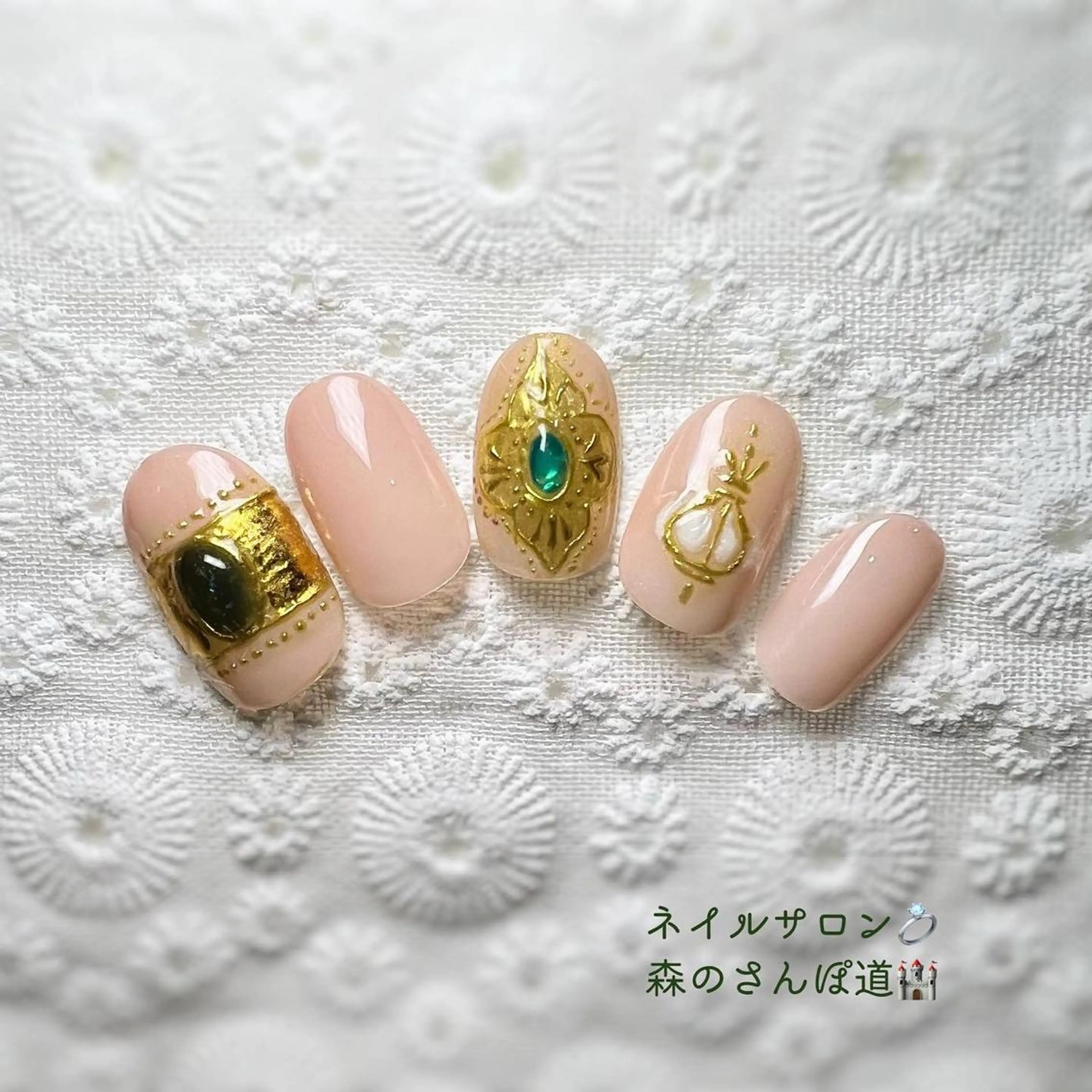 ネイル ハンドネイル ショートネイル 森のさんぽ道のネイルデザイン