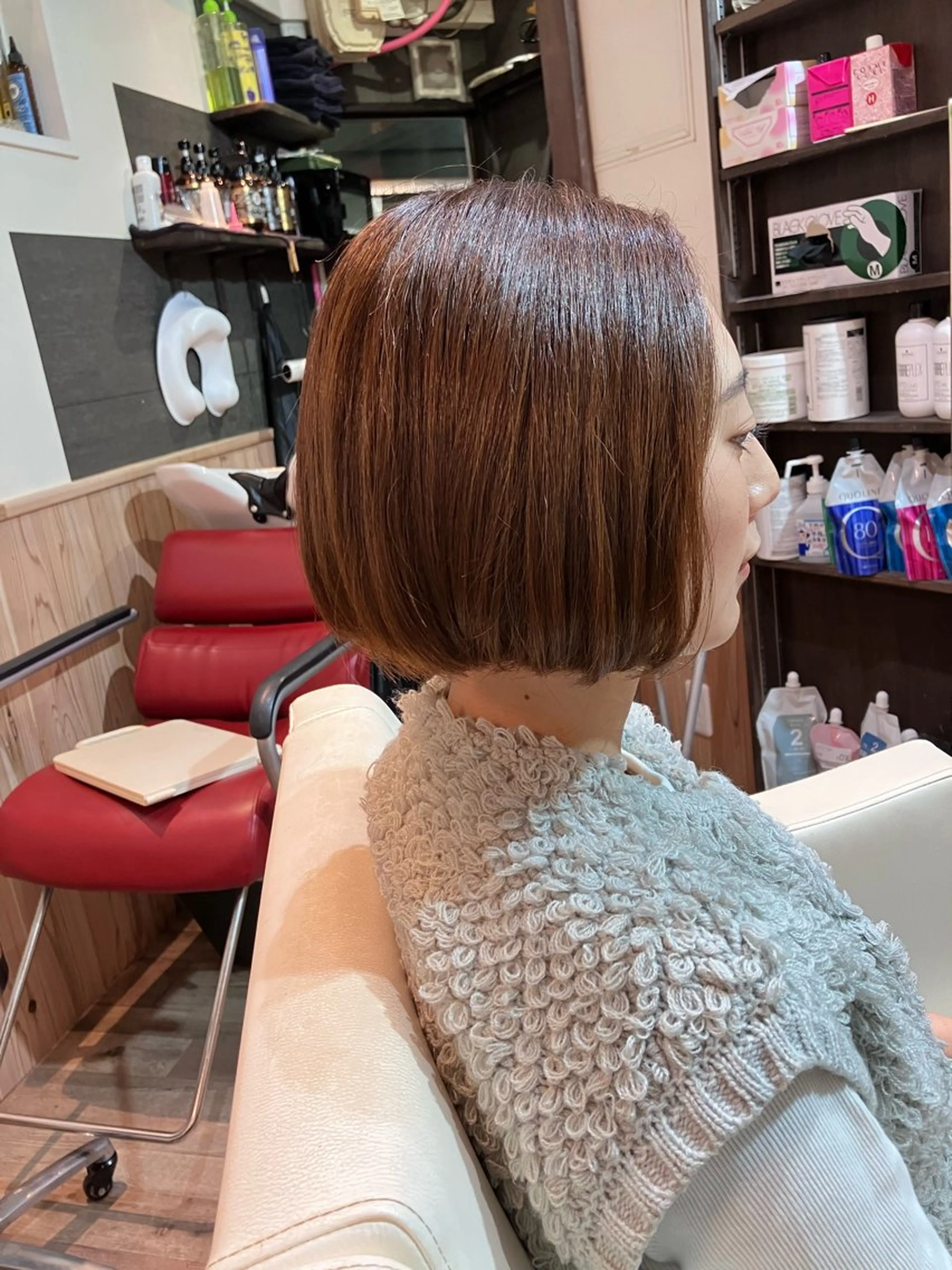 ショート ボブ カット ヘアカラー トリートメント レイヤー/ブリーチ｜ 特殊パーマ/赤澤のヘアスタイル