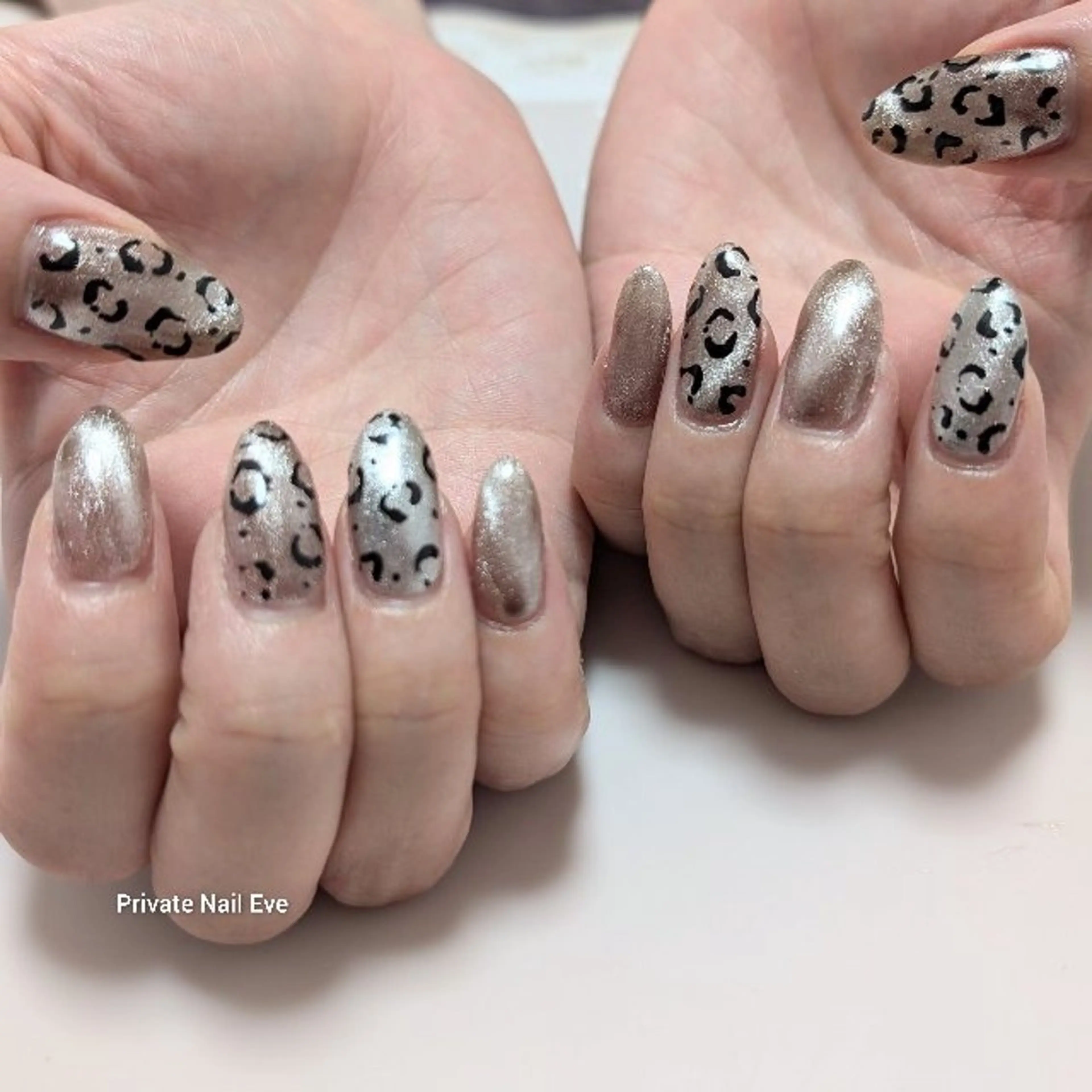 ネイル アニマル柄 マグネットネイル ハンドネイル ネイル junkoのネイルデザイン