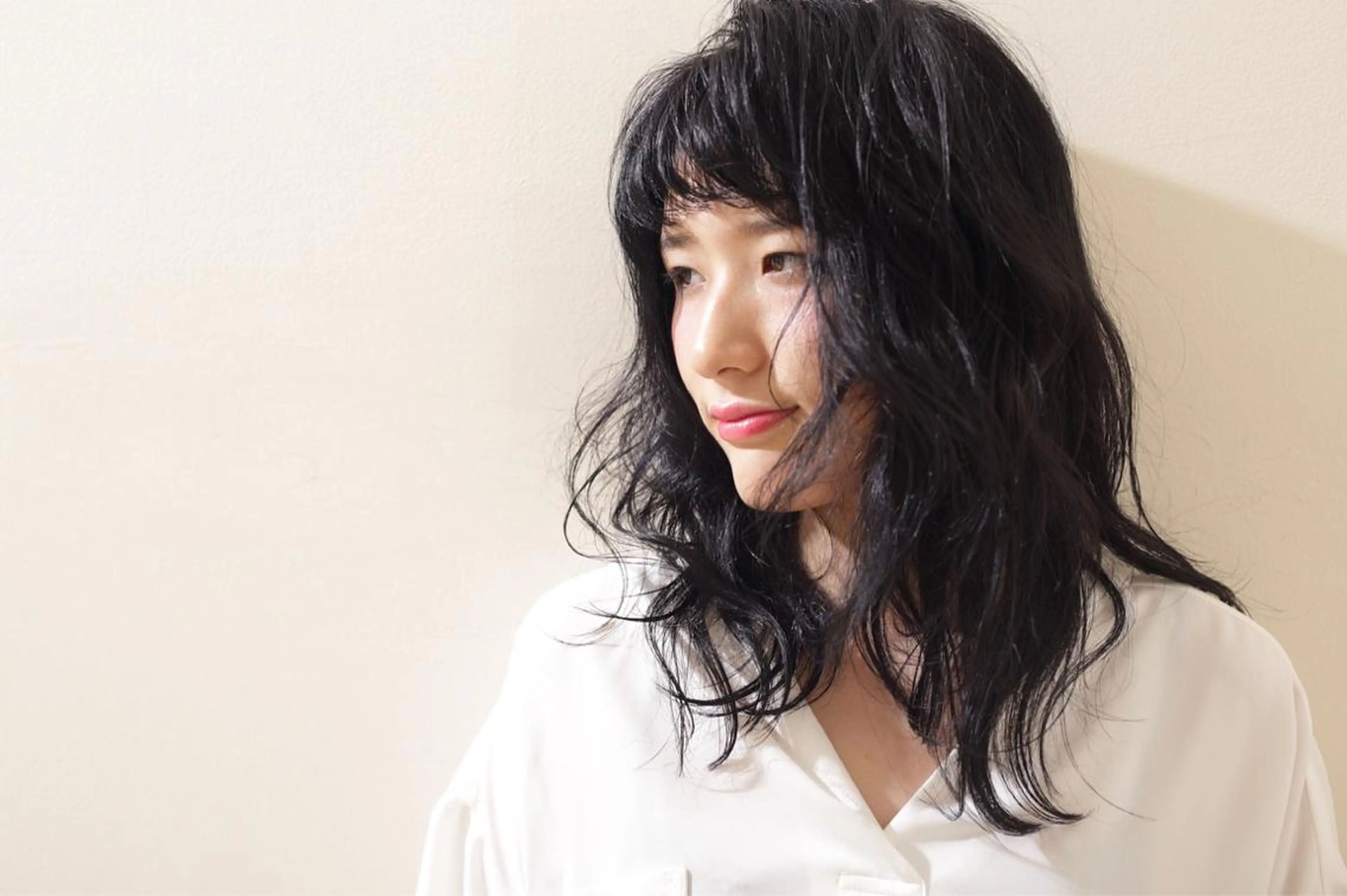 ミディアム セミロング カラー アッシュ 黒髪 ダークアッシュ ボブ タジマ ヤスヒサのヘアスタイル