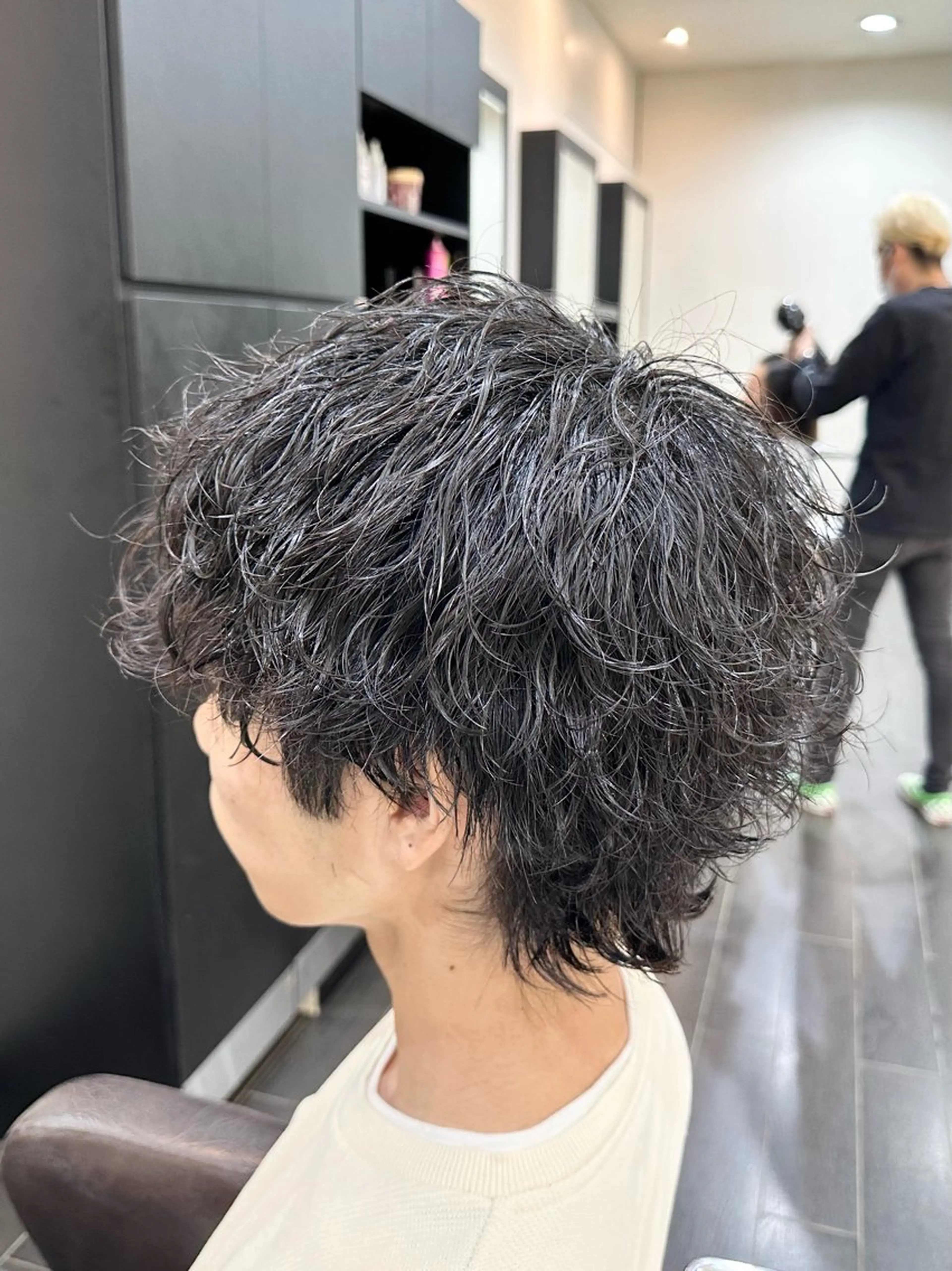 パーマ メンズ フェザー/波巻き 雫石大夢のヘアスタイル