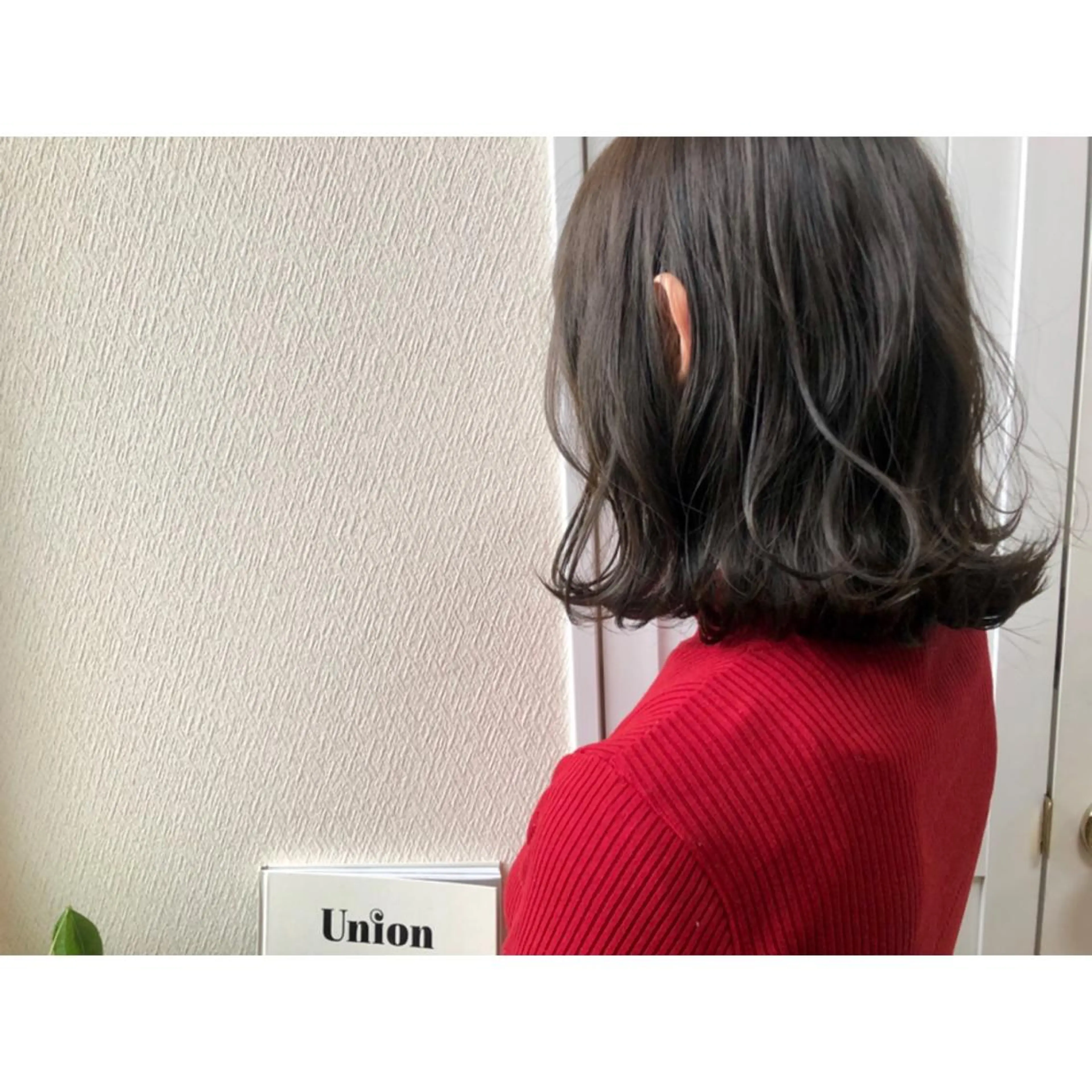 セミロング カラー アッシュ ベージュカラー 透明感カラー 外国人風カラー 江上拓郎/ショート /酸性ストレートのヘアスタイル