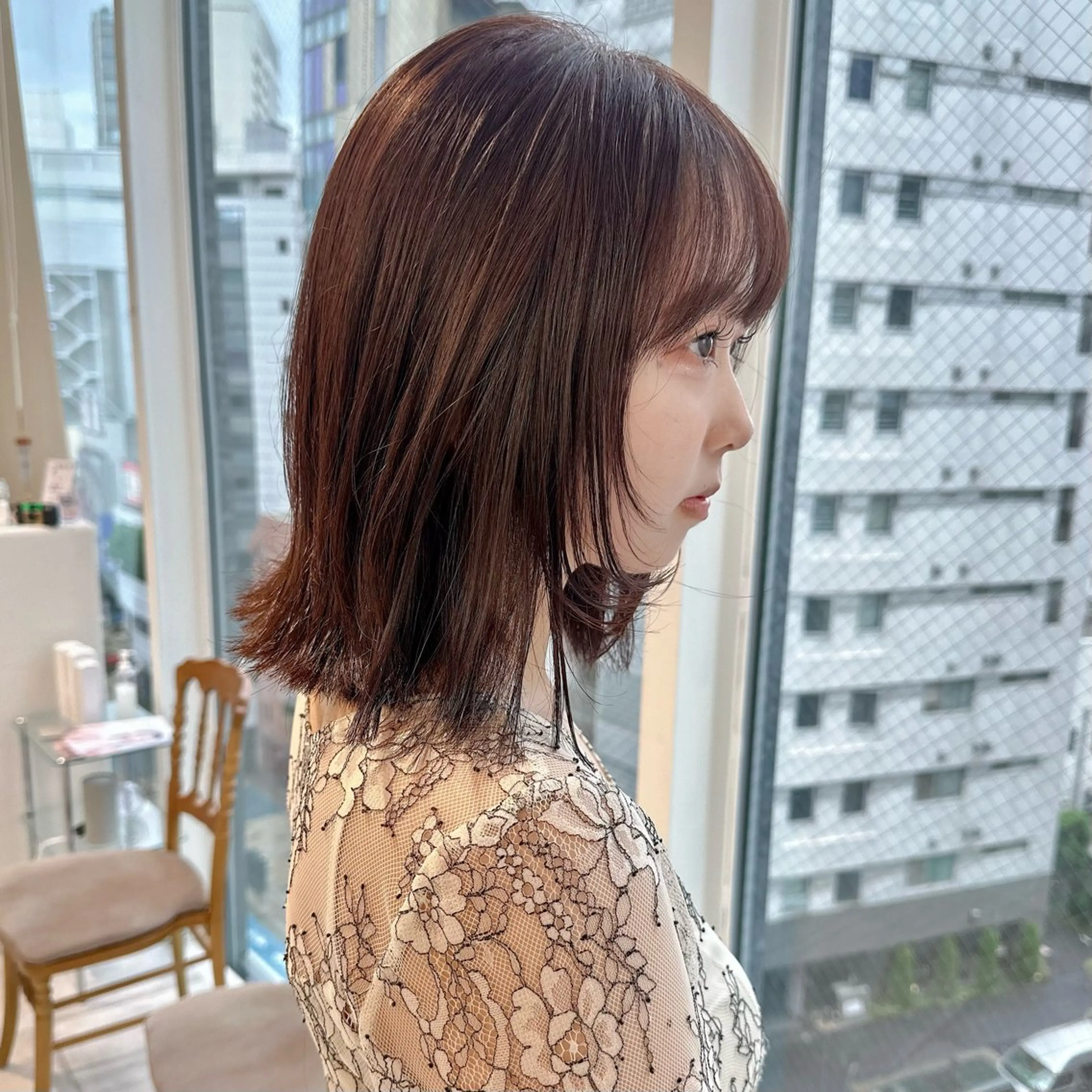 ミディアム カラー カット ヘアカラー トリートメント ブリーチなし/レイヤ ー特化🌈Tommyのヘアスタイル