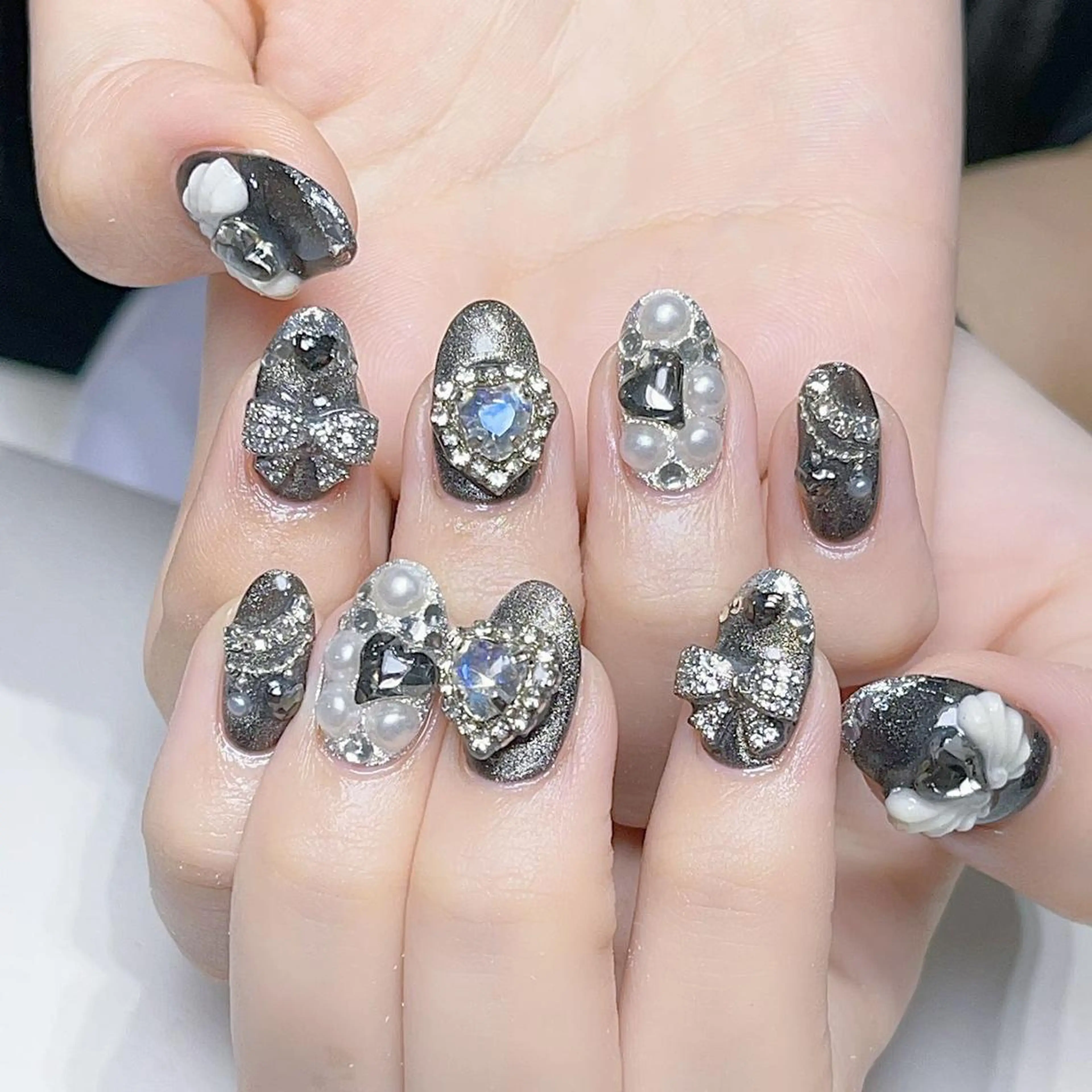 ネイル Queens ゲンのネイルデザイン