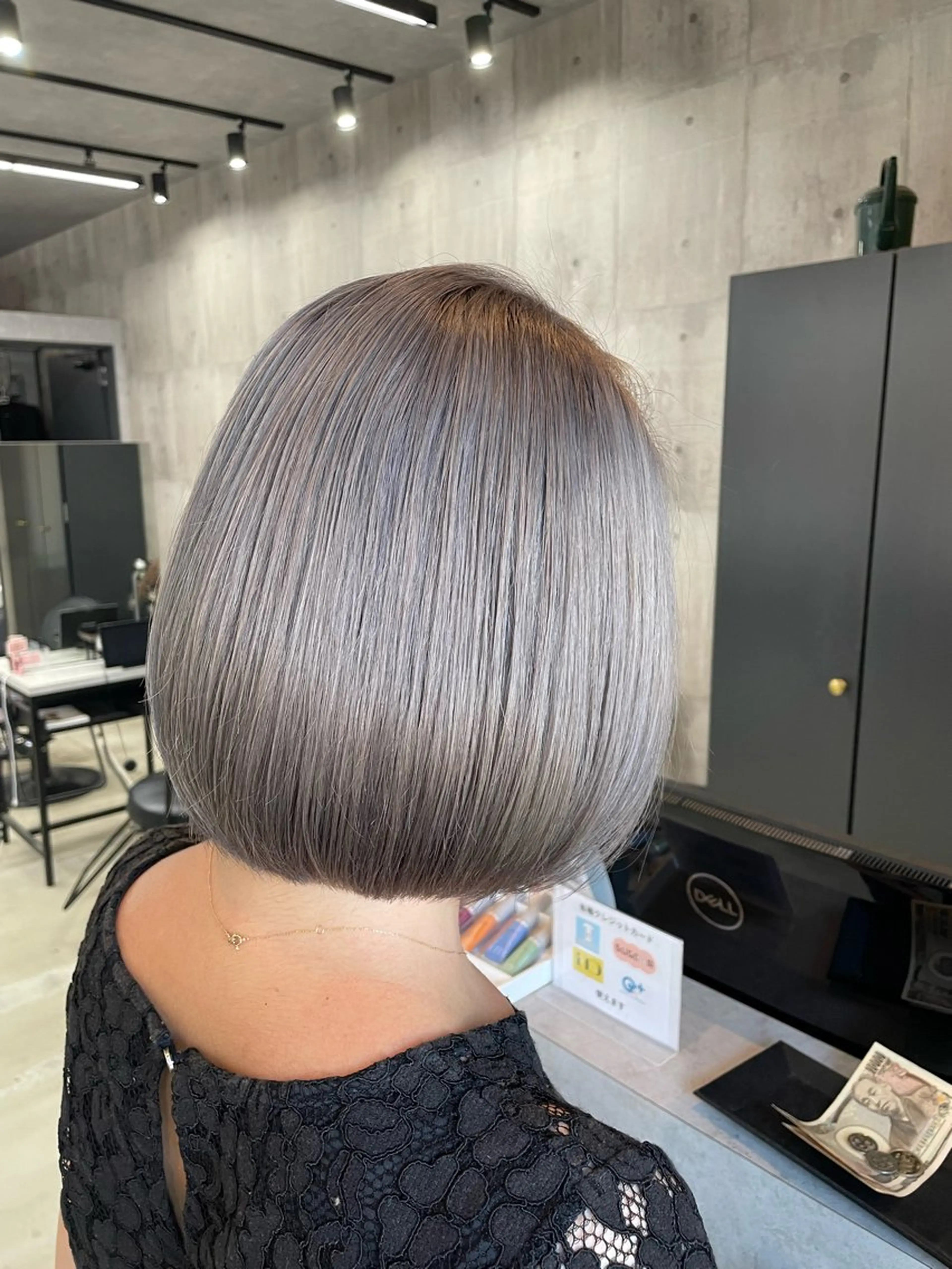 ショート カラー ハイトーンカラー ボブ LUXBE LUCE ひなののヘアスタイル