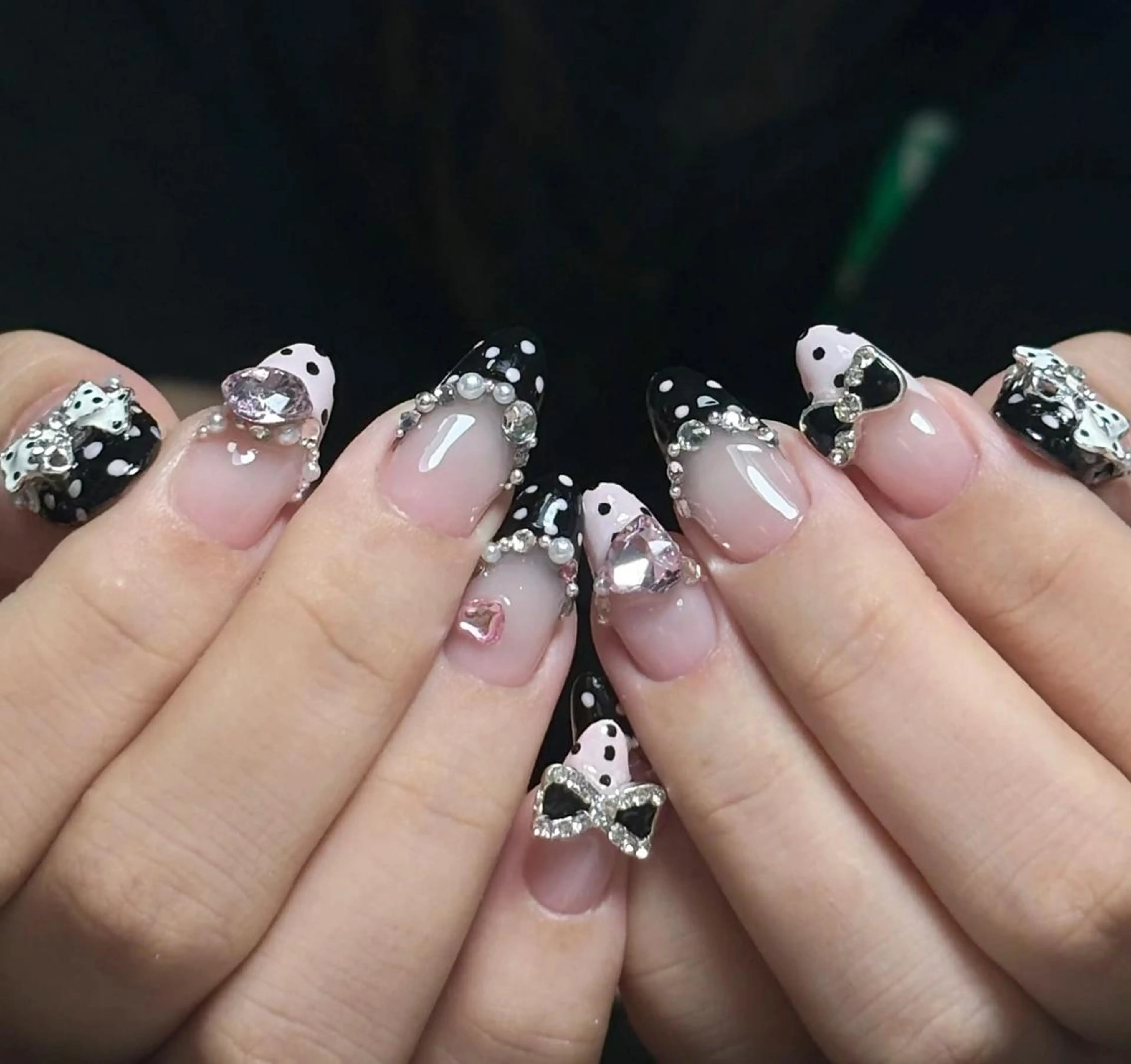 ネイル ハンドネイル 🎀 NaNa_nailのネイルデザイン