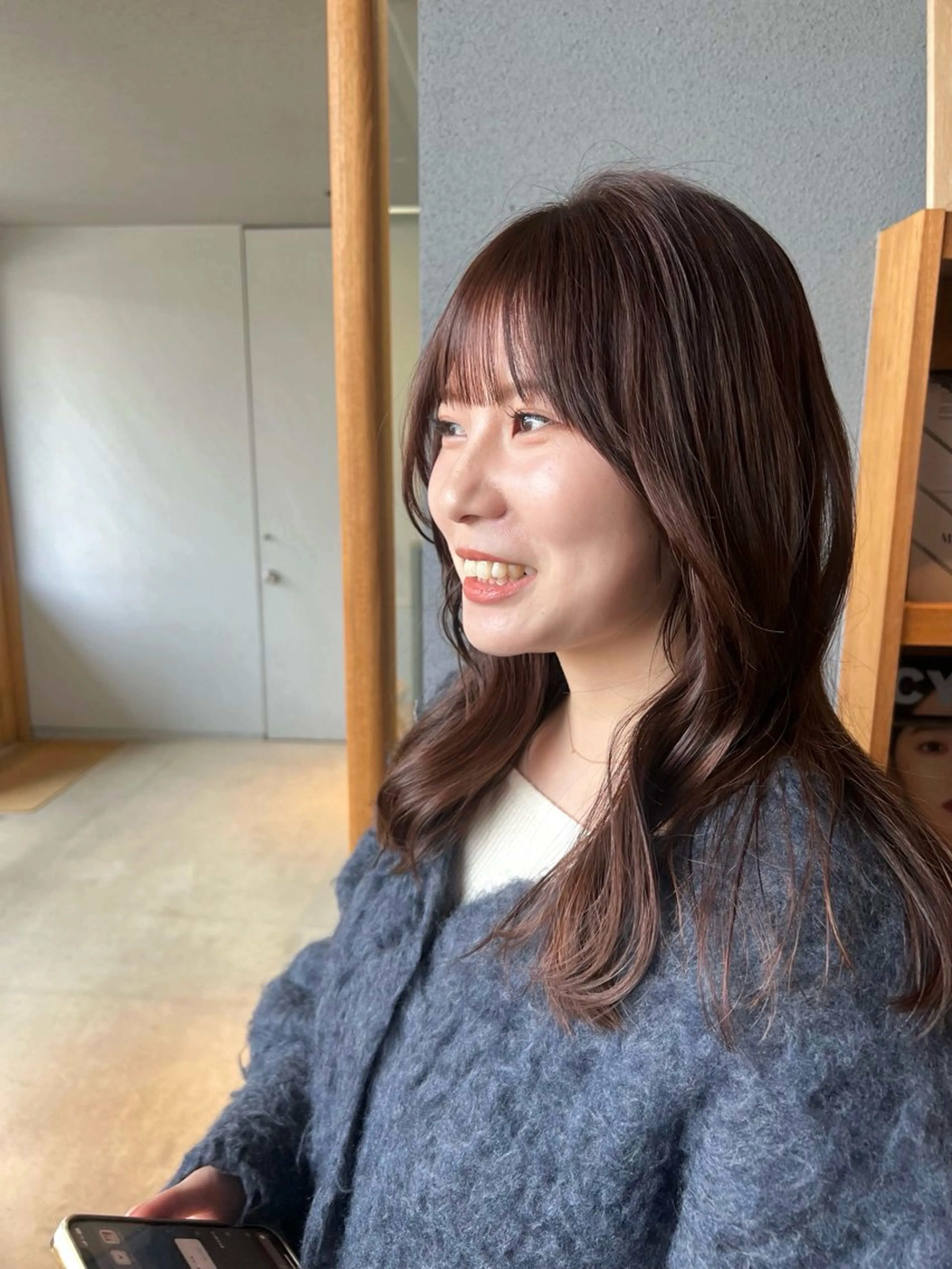 ミディアム 顔周りカット レイヤーカット カット ヘアカラー cocoro /レイヤーカットのヘアスタイル