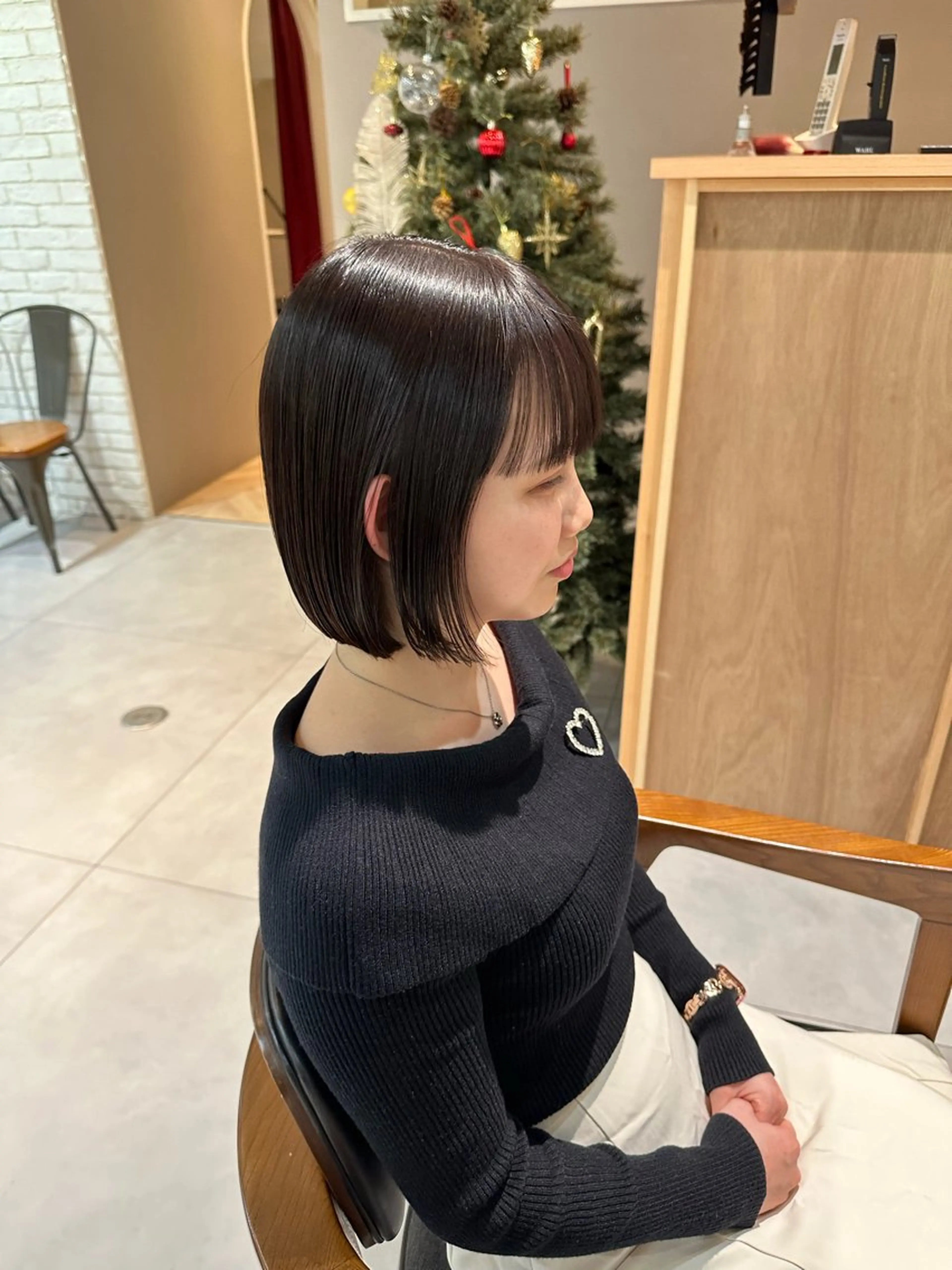 カラー 韓国レイヤ ー支持No.1renのヘアスタイル
