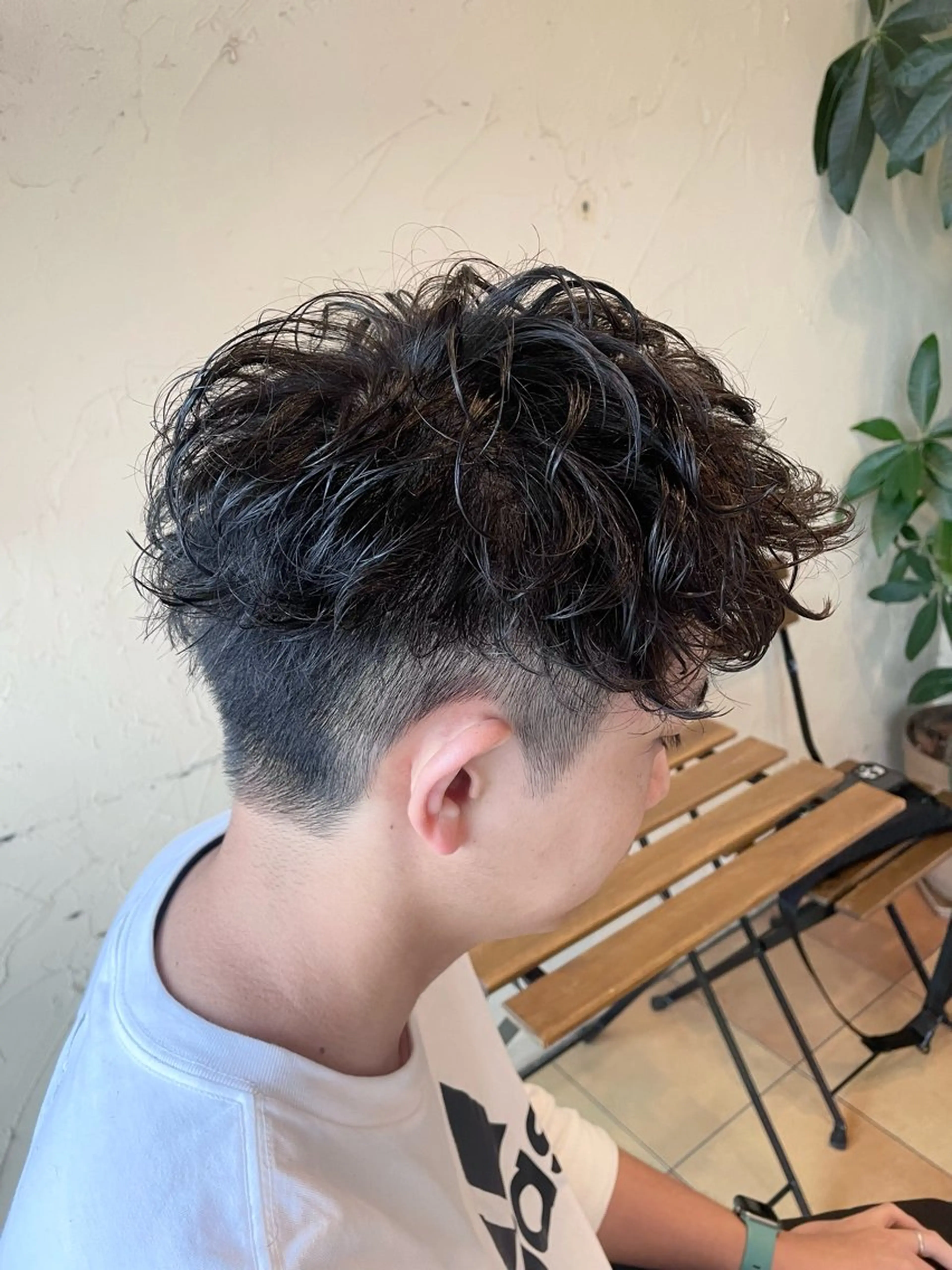 ショート パーマ メンズ メンズパーマ メンズスパイラルパーマ スパイラルパーマ メンズ特化/パーマ指 名No.1/百瀬太郎のヘアスタイル