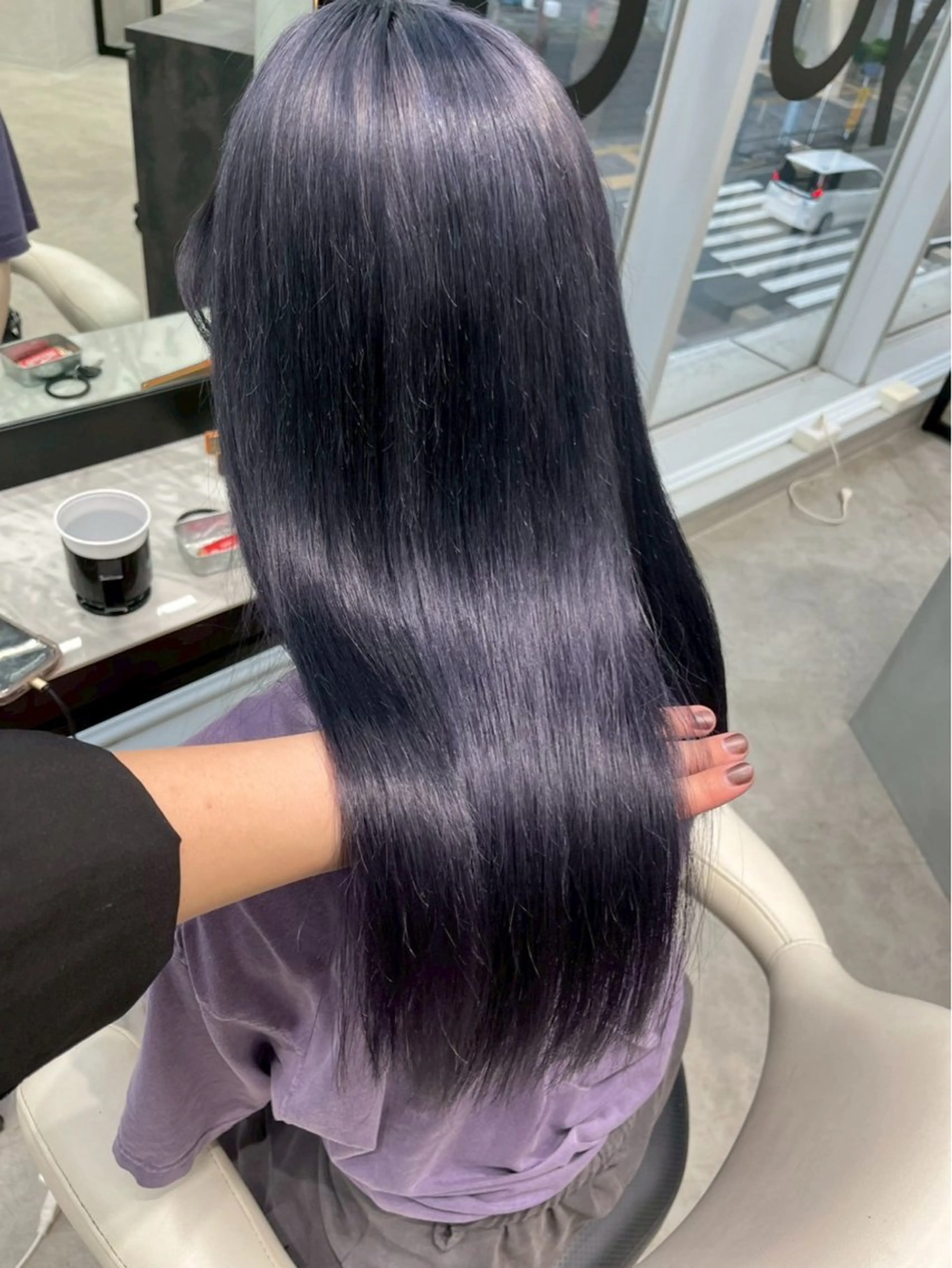 ロング カラー ヘアカラー ハイトーンカラー🐬 えりかのヘアスタイル