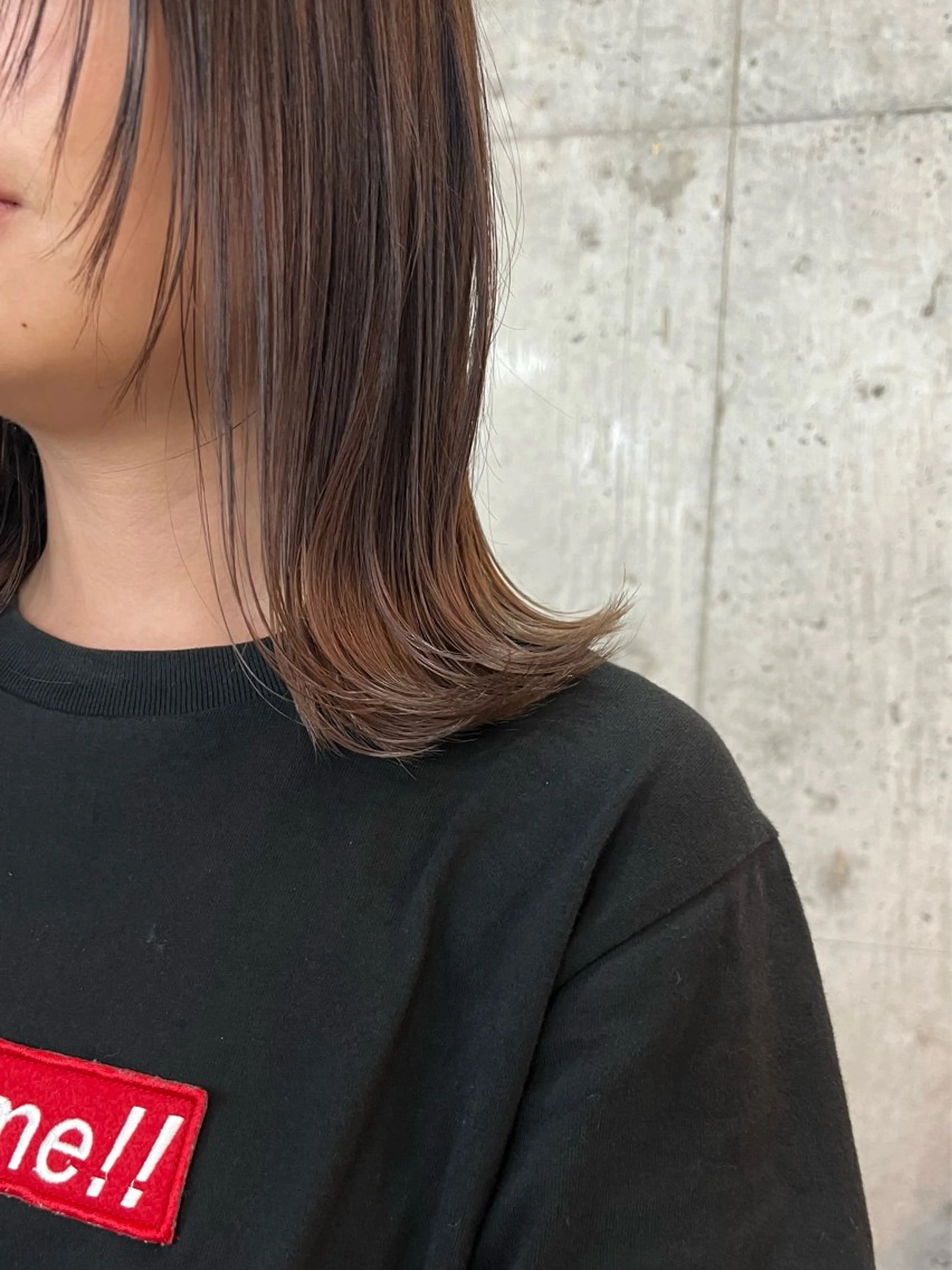 ミディアム カラー ベージュカラー ヘアカラー 切りっぱなしボブ/ ブリーチカラー/大塚のヘアスタイル