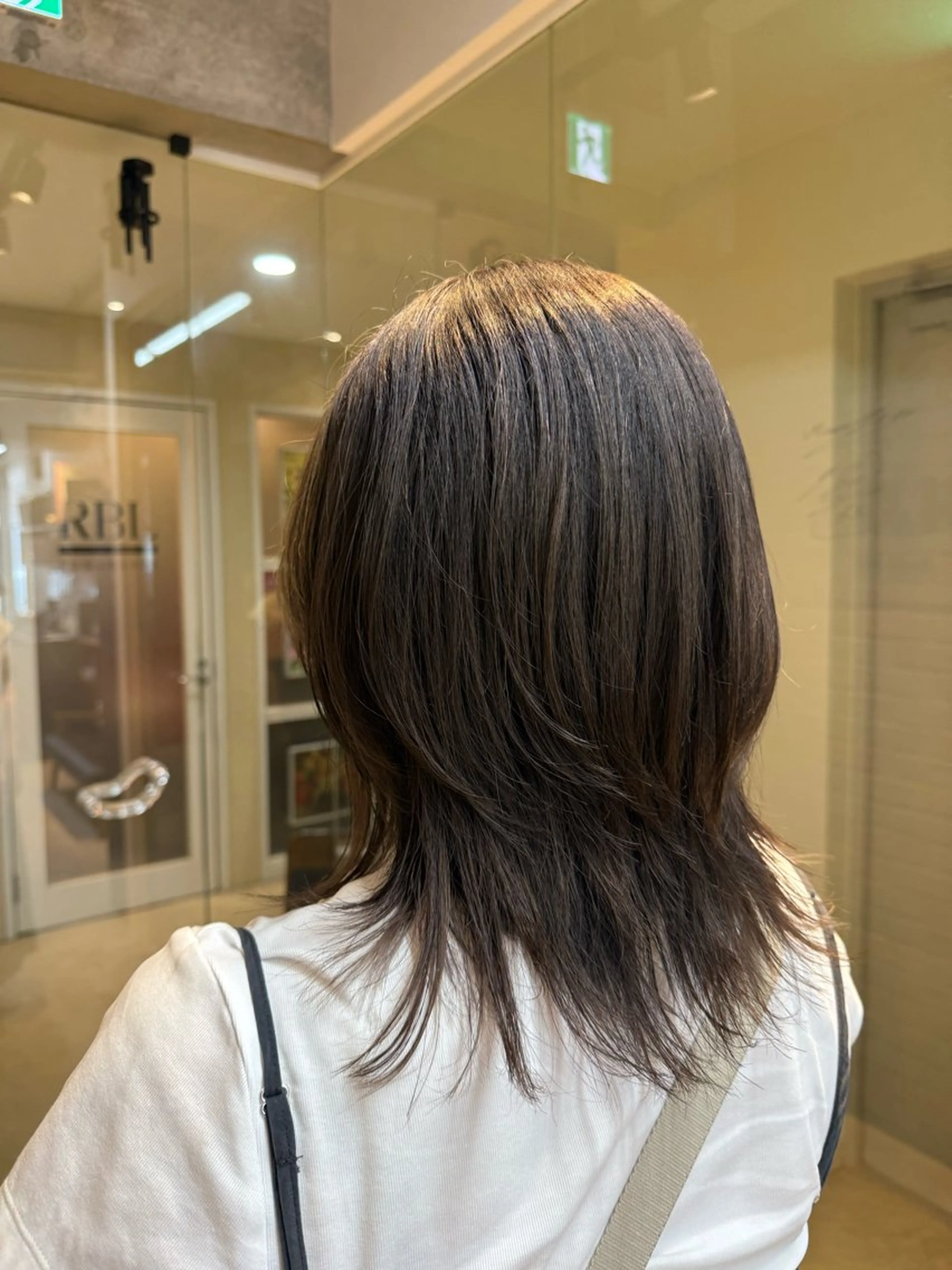 ミディアム カラー カット ヘアカラー 吉川 慶斗のヘアスタイル