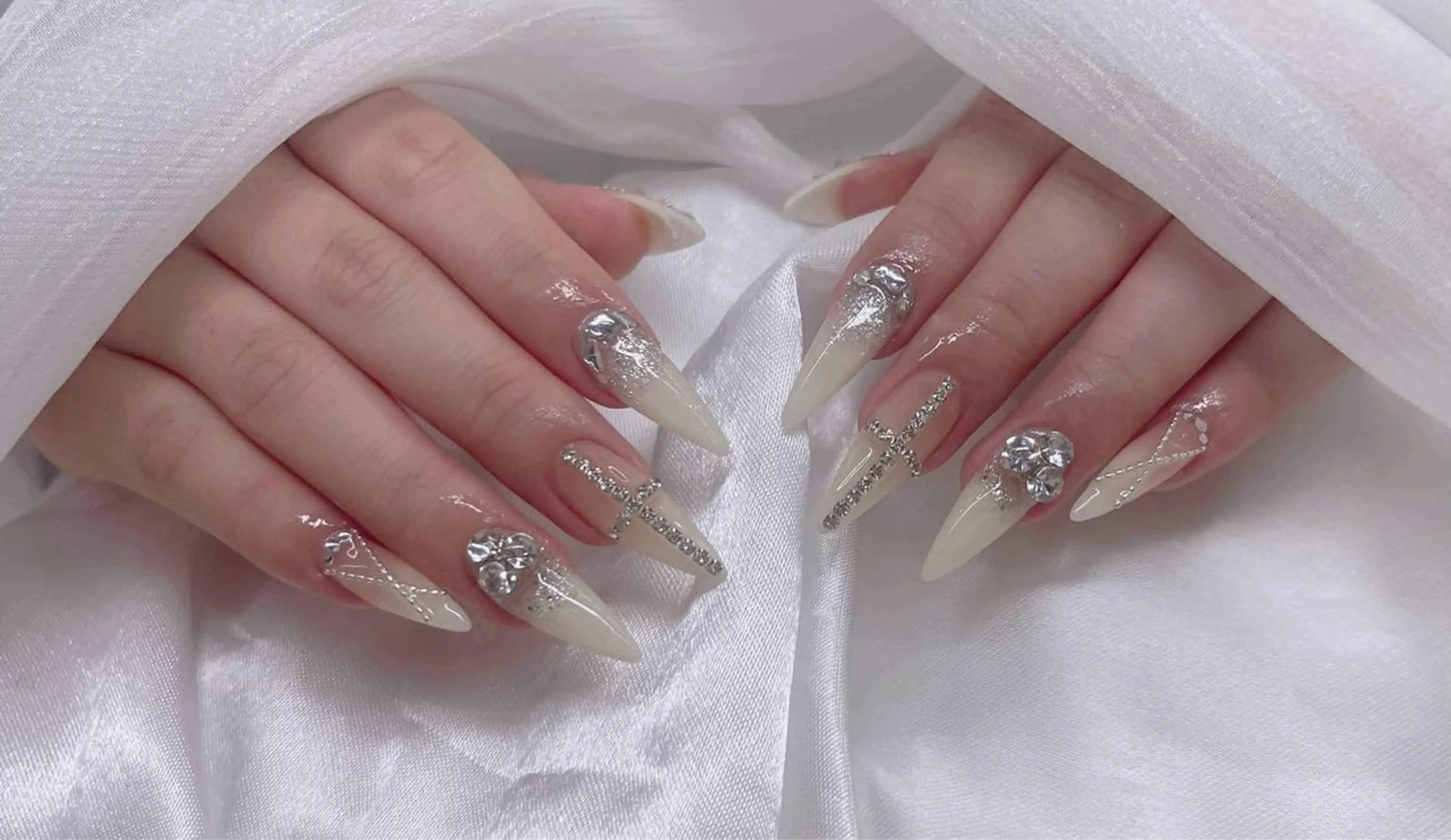 ネイル ハンドネイル Miami Nailのネイルデザイン