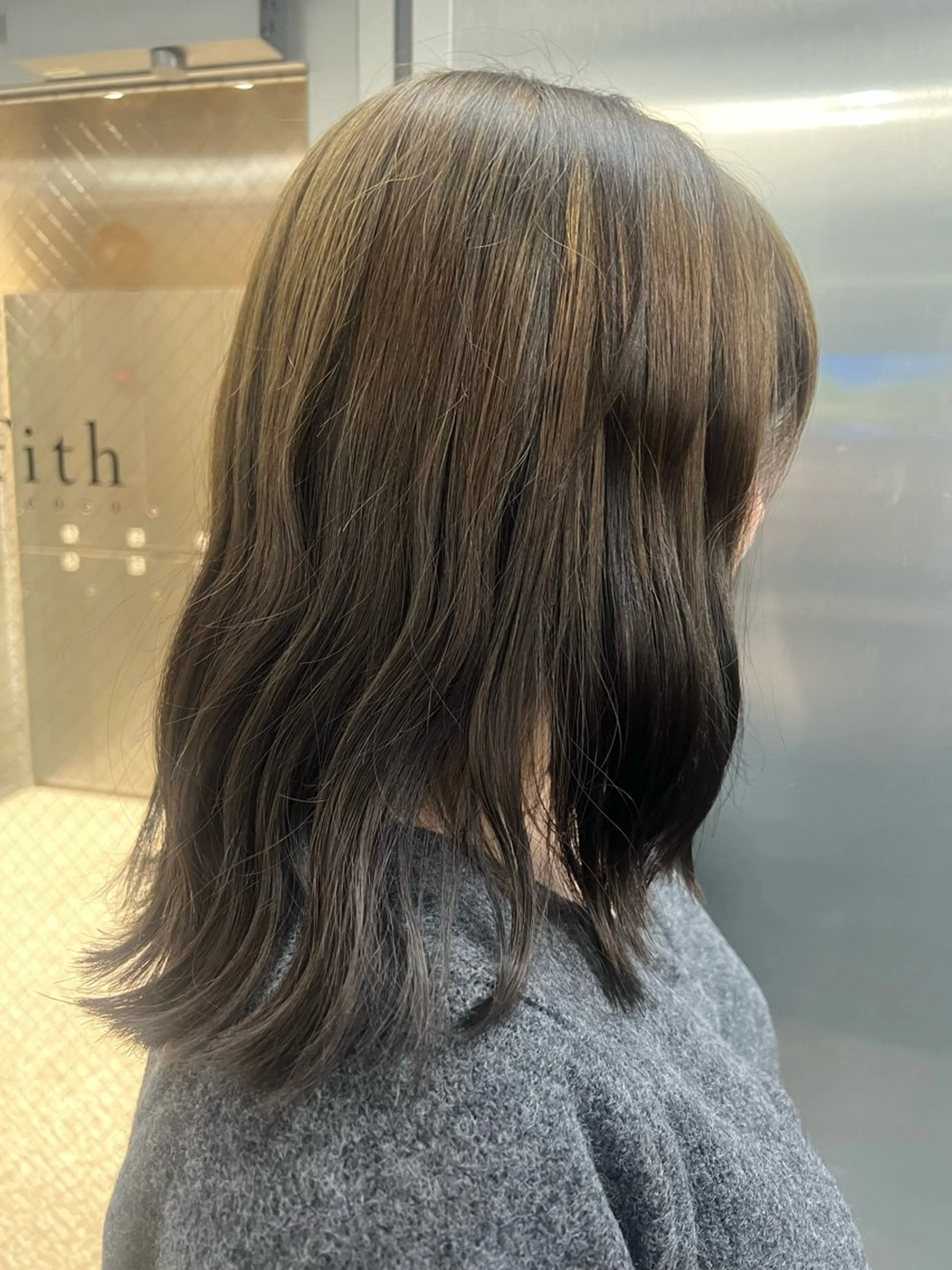 セミロング カラー カット ヘアカラー Lafith hair coco 博多店所属・脇山 真生のヘアスタイル